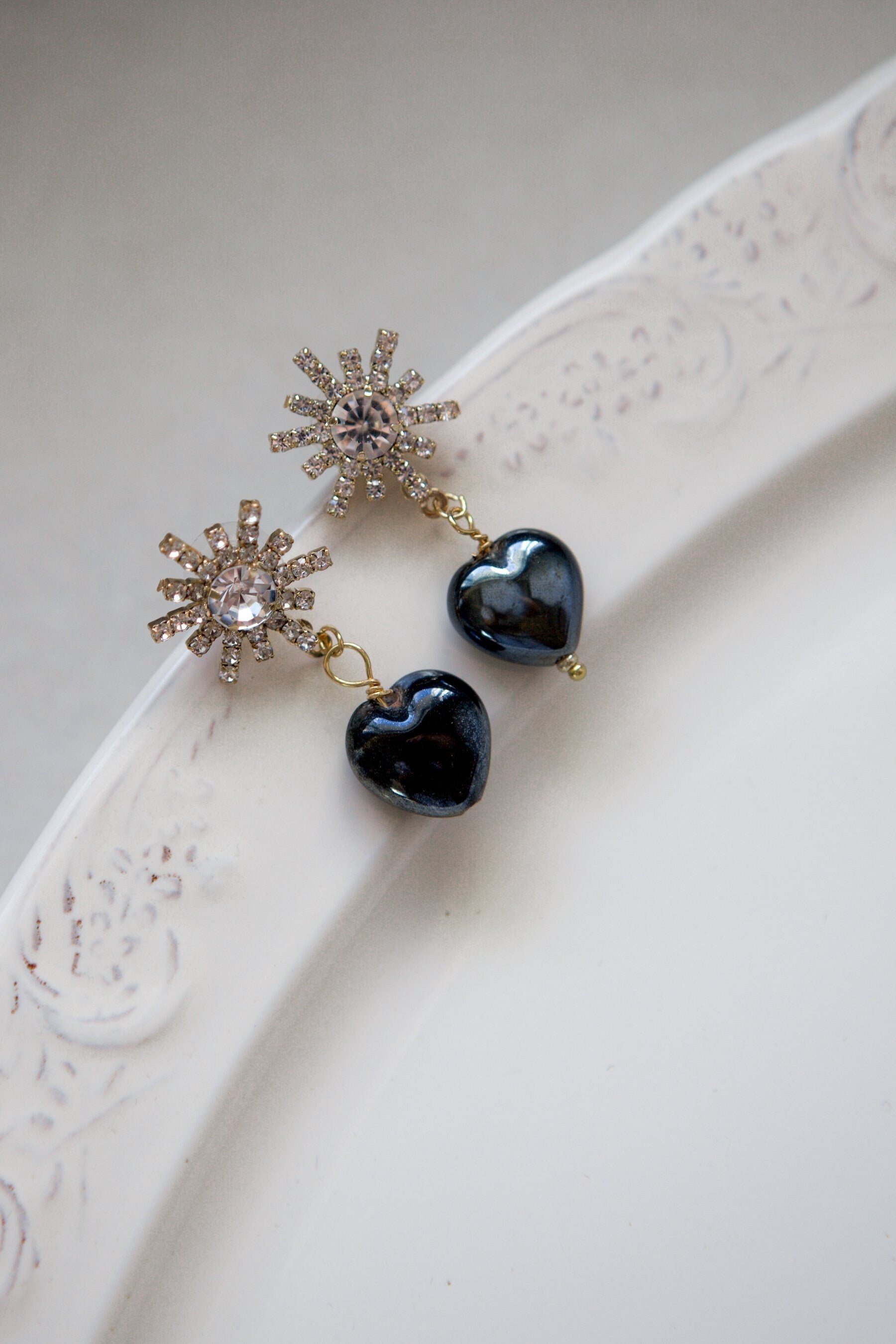 Crystal Black Heart Earrings Y2K Heart Earrings Big Heart Earrings Chunky Star Earrings Vintage style Saint Valentines Gift for Her