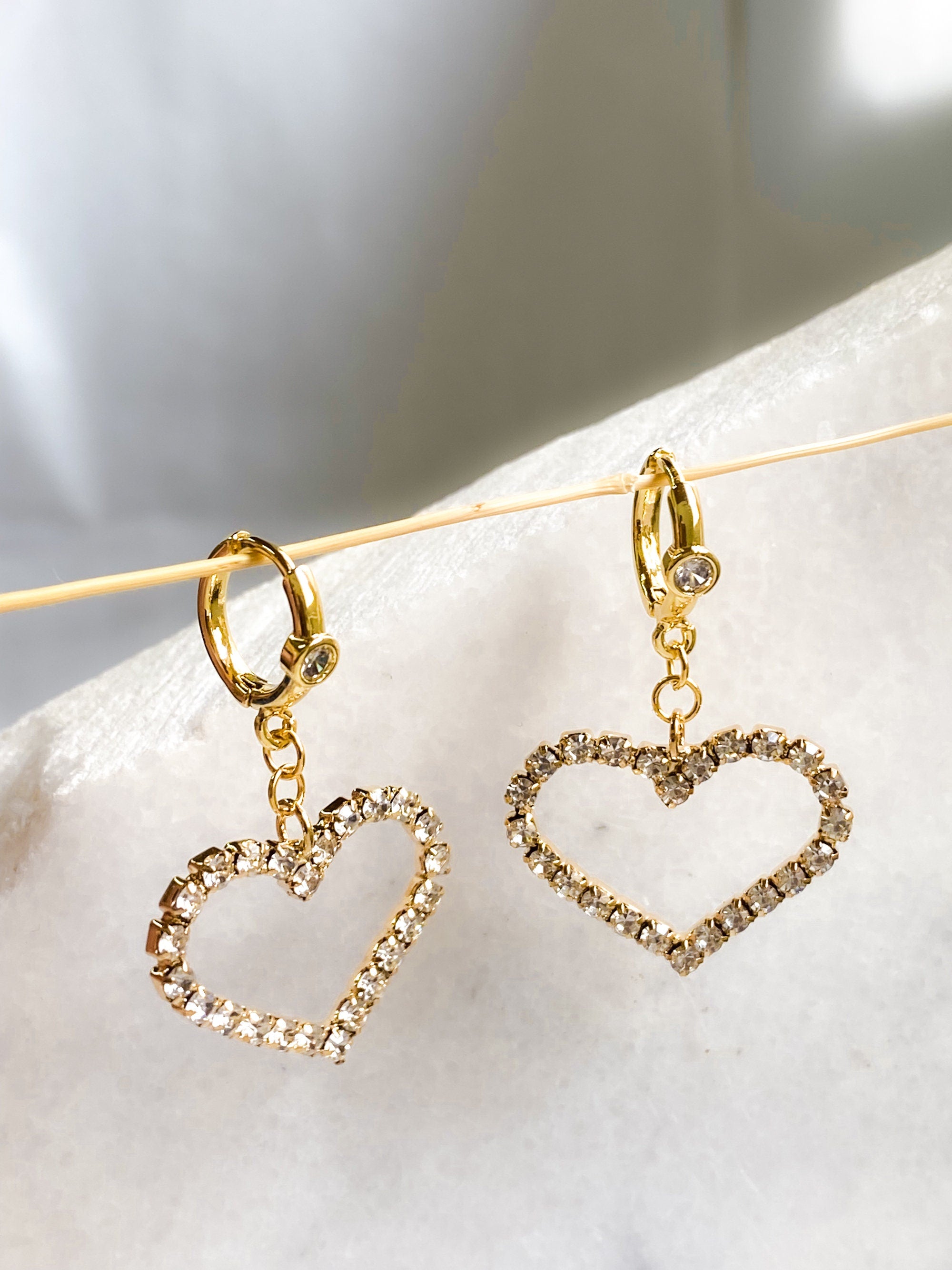 Large Heart Earrings Y2k Aesthetic Gold Huggie Hoop Earrings Big Crystal Earrings Y2K Vintage Style Valentine Gift for Her