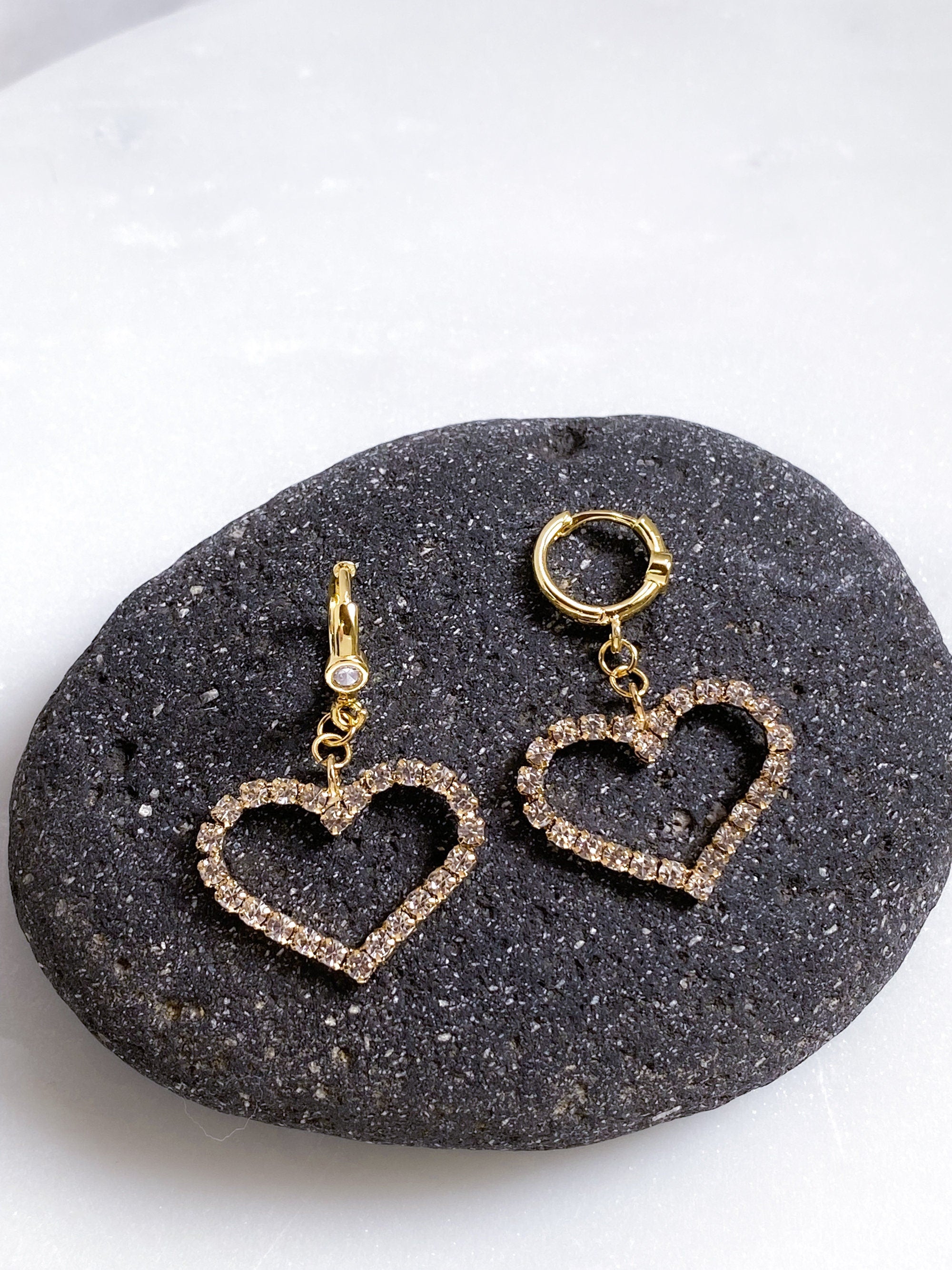 Large Heart Earrings Y2k Aesthetic Gold Huggie Hoop Earrings Big Crystal Earrings Y2K Vintage Style Valentine Gift for Her