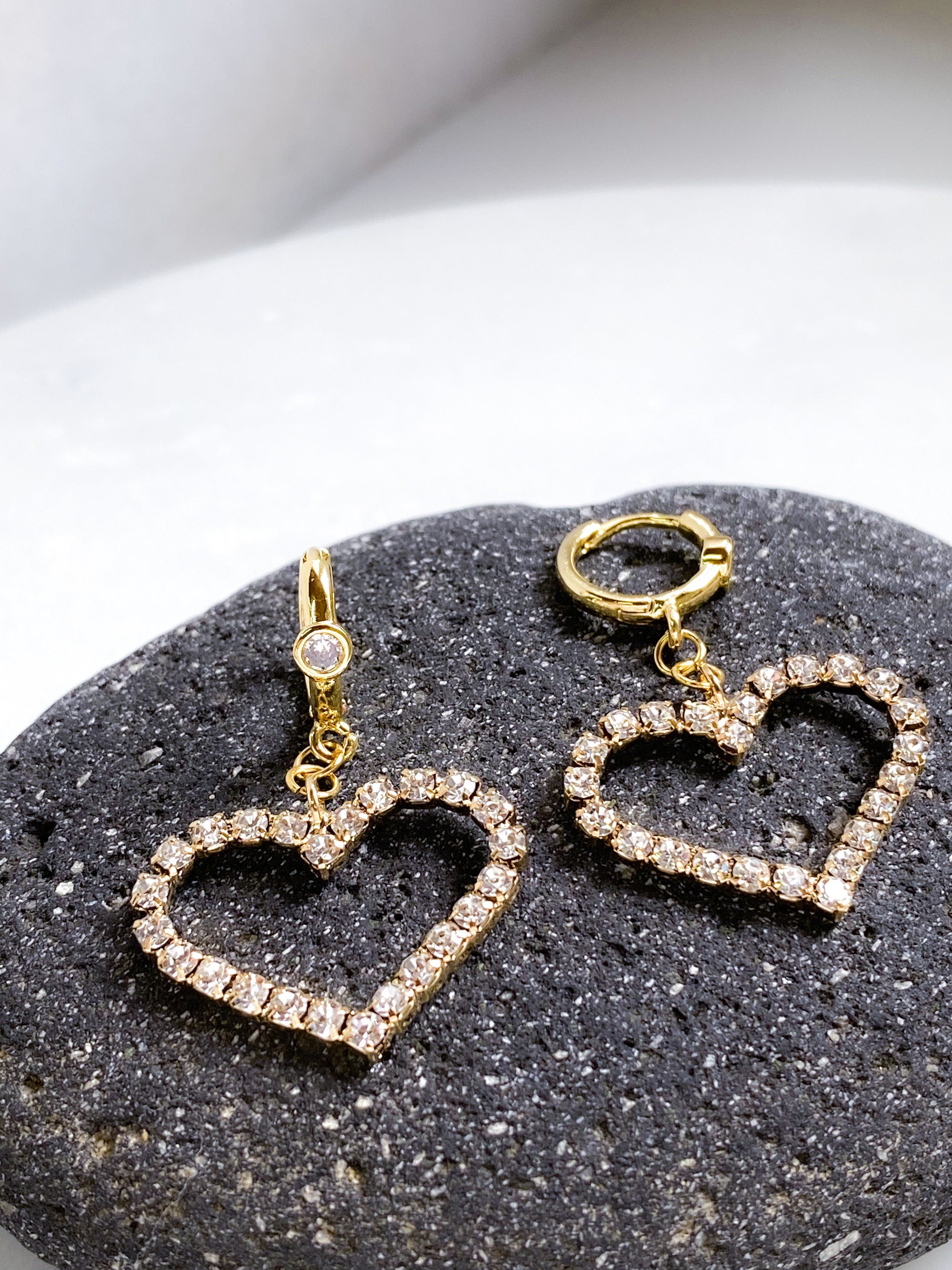 Large Heart Earrings Y2k Aesthetic Gold Huggie Hoop Earrings Big Crystal Earrings Y2K Vintage Style Valentine Gift for Her