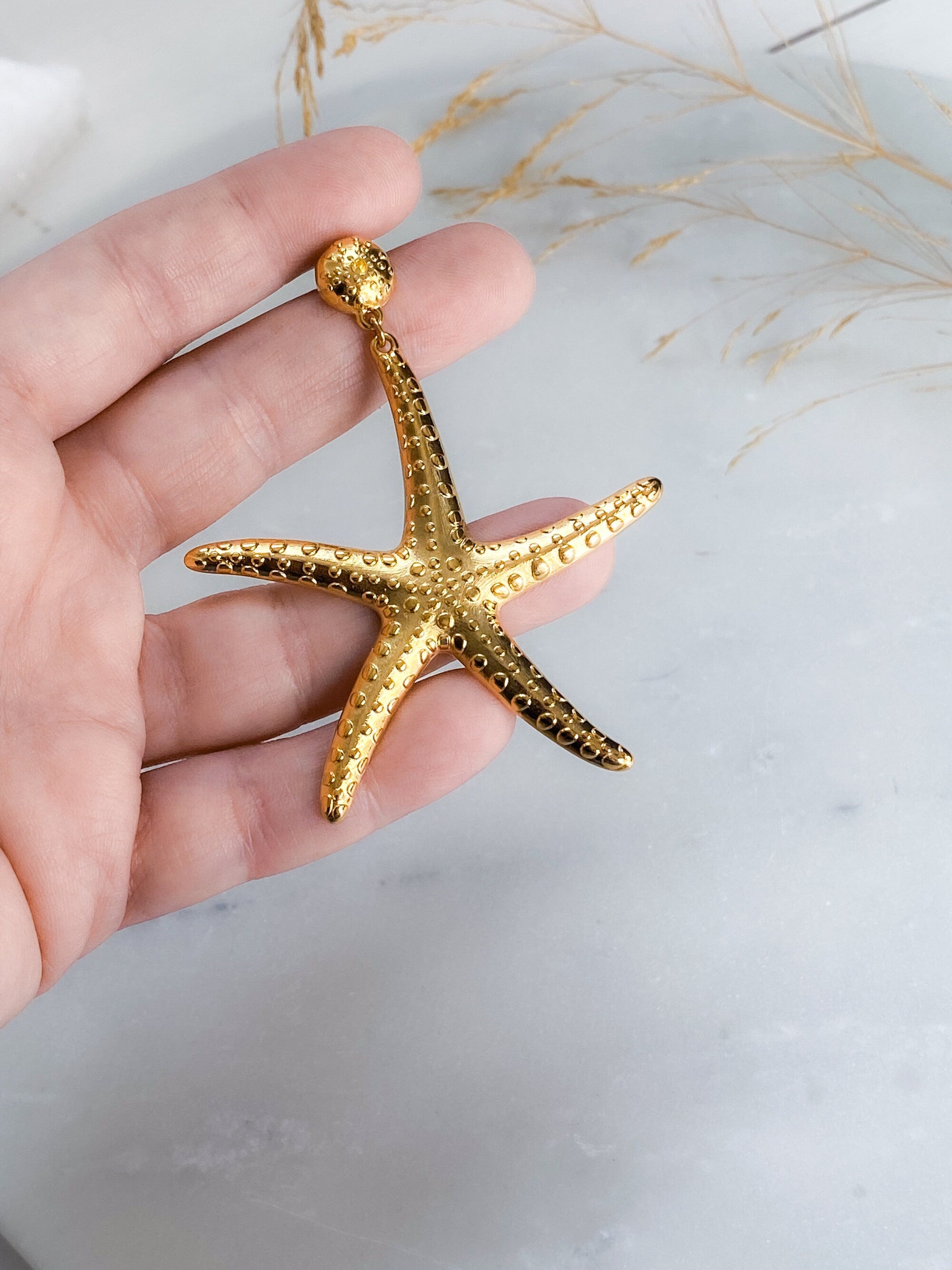 Oversize Mermaidcore Earrings, Chunky Gold Starfish Earrings, Siren Core Aesthetic Jewelry, Huge Summer Earrings, Gift for Her, ATLAS