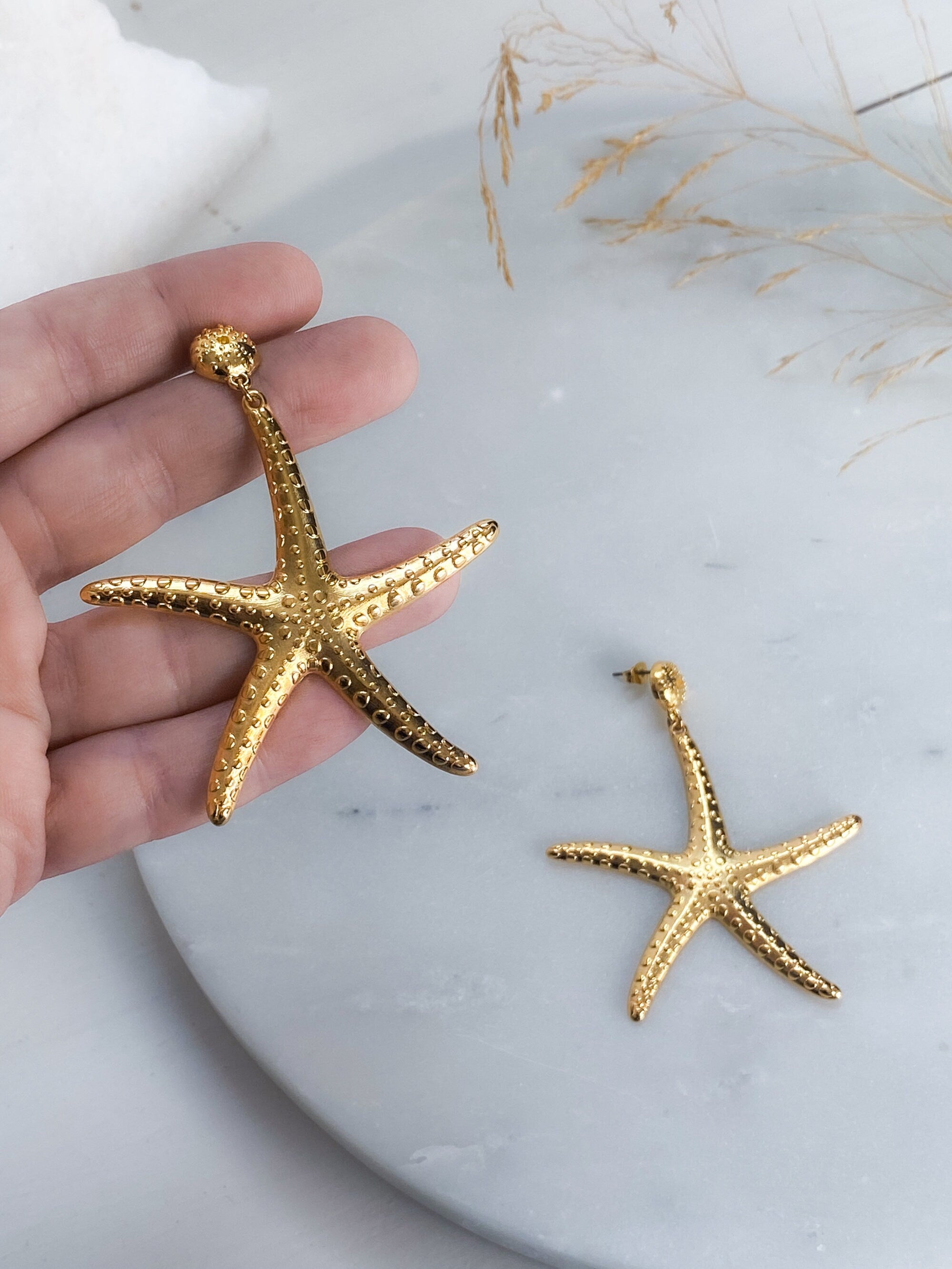 Oversize Mermaidcore Earrings, Chunky Gold Starfish Earrings, Siren Core Aesthetic Jewelry, Huge Summer Earrings, Gift for Her, ATLAS