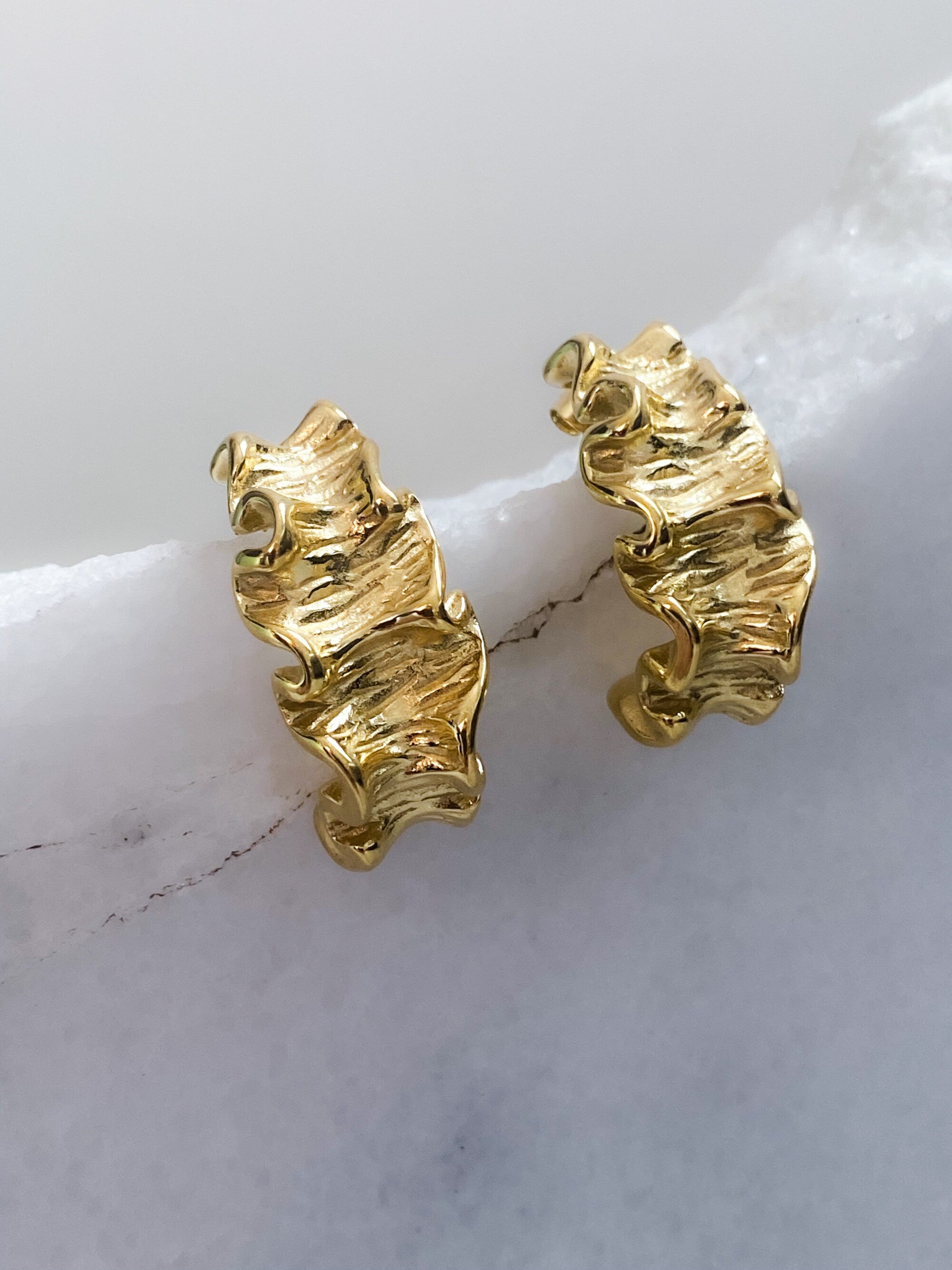 Retro chunky thick hoop earrings, Mum gift, Vintage style half hoops, Y2k jewelry, Office jewelry, Anniversary celebration gift,PRIYA