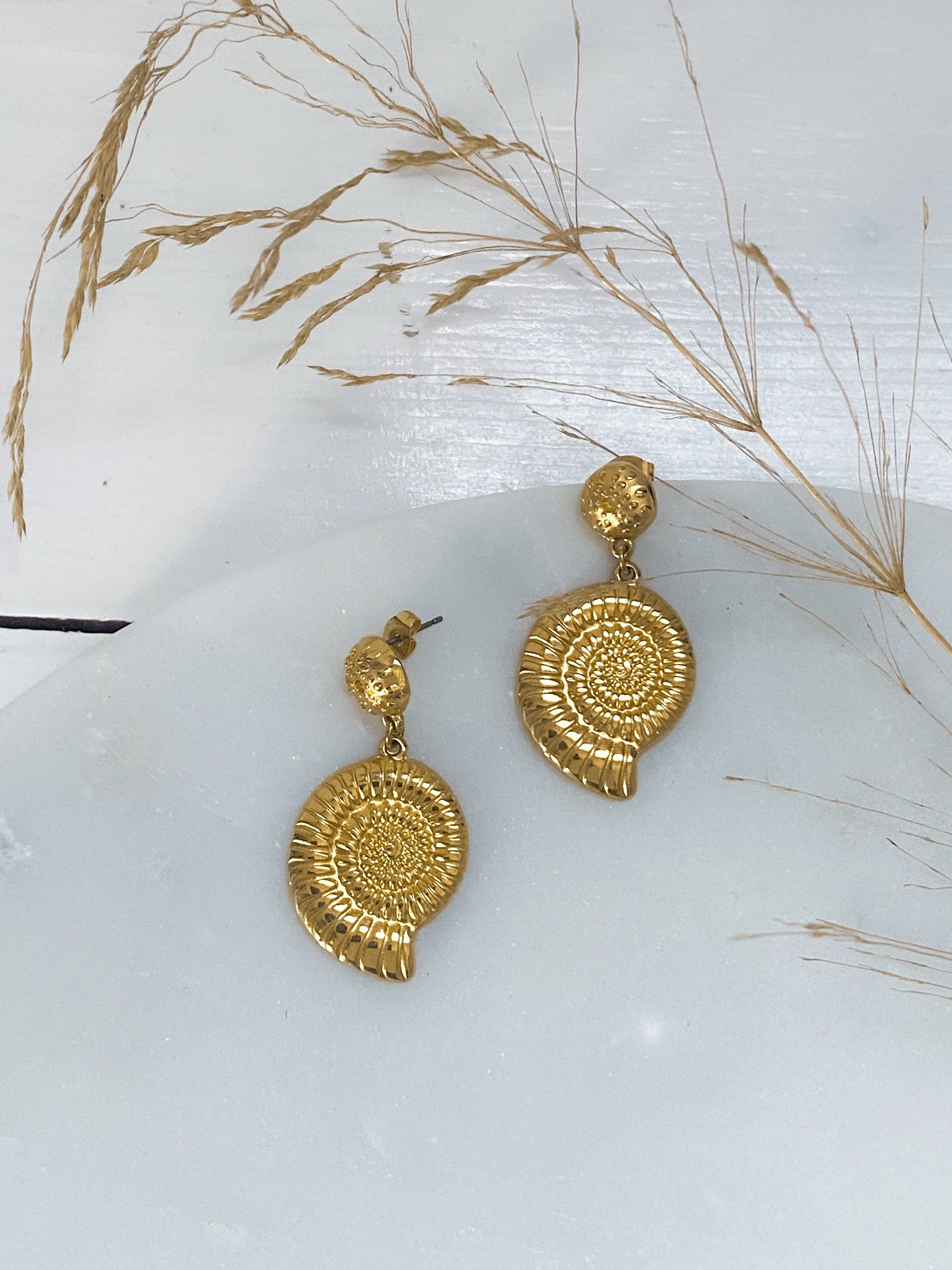 Gold Sea Shell Earrings, Mermaidcore Jewelry, Sea Urchin Summer Earrings, Mermaids Jewelry, Birthday Gift, Gift for Her, KAILANI