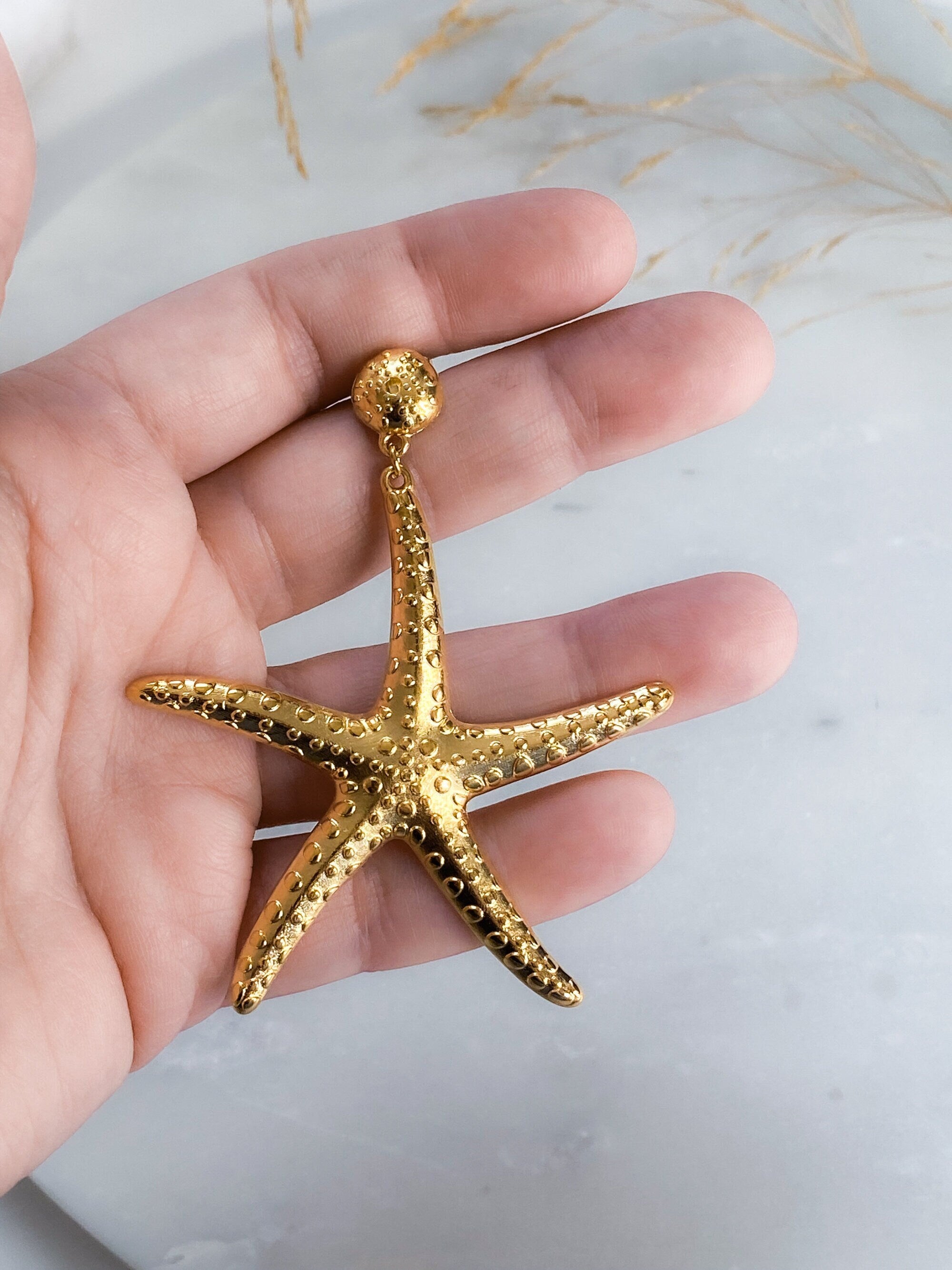 Oversize Mermaidcore Earrings, Chunky Gold Starfish Earrings, Siren Core Aesthetic Jewelry, Huge Summer Earrings, Gift for Her, ATLAS