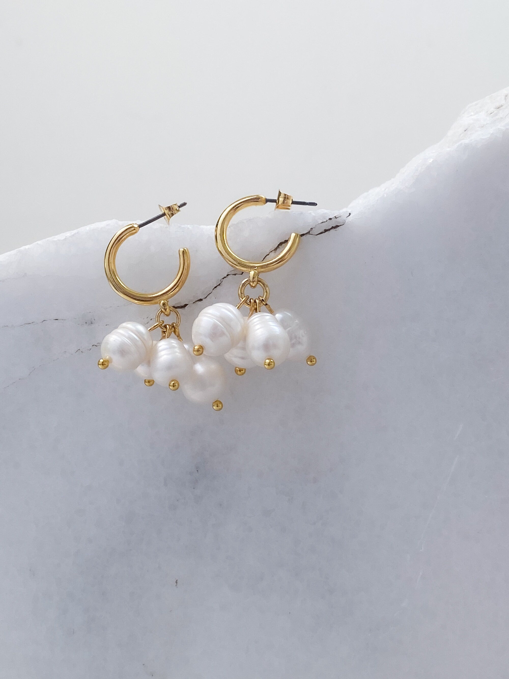 Pearl gold huggie hoop earrings , Jewelry gift for mum, Cute handmade earrings, Mermaid core Jewelry, Birthday gift for her, ΜΑΙΑ