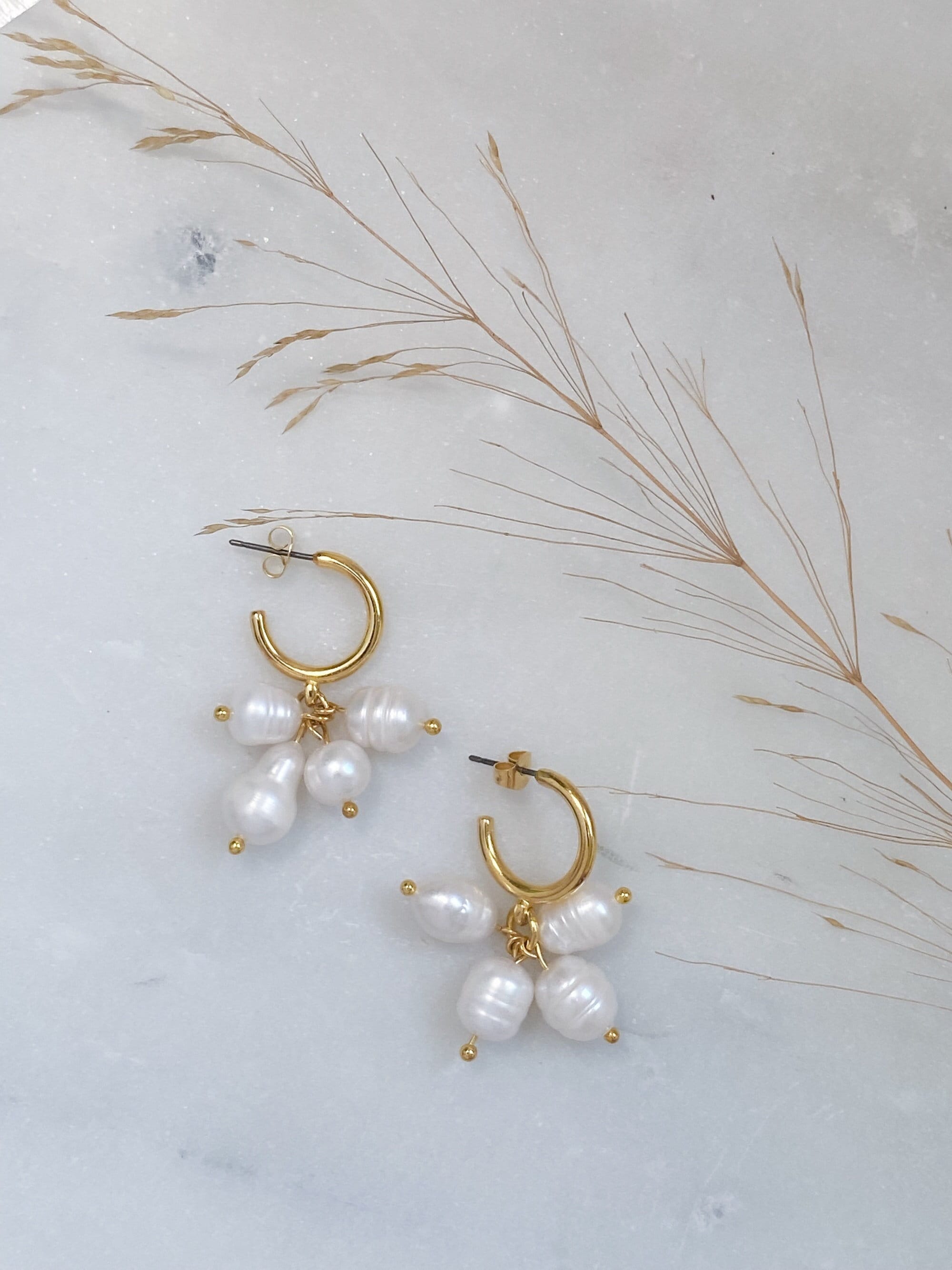 Pearl gold huggie hoop earrings , Jewelry gift for mum, Cute handmade earrings, Mermaid core Jewelry, Birthday gift for her, ΜΑΙΑ