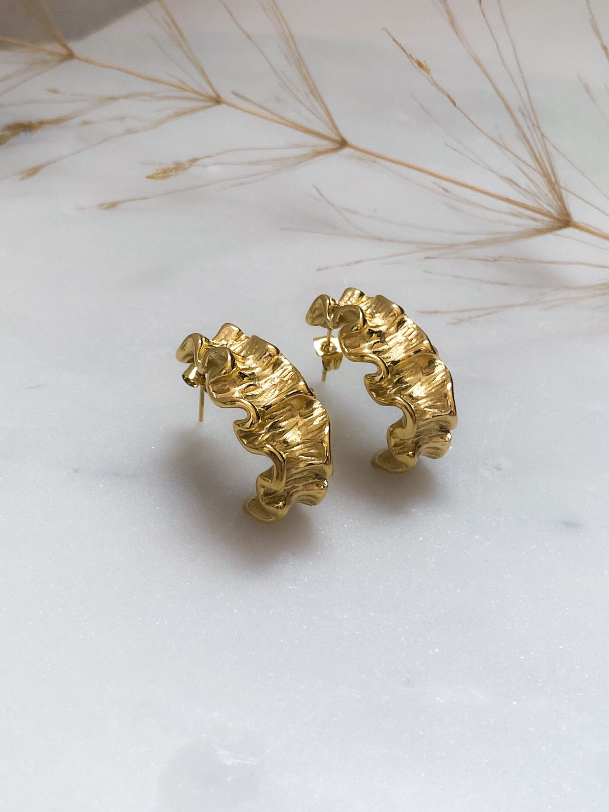 Retro chunky thick hoop earrings, Mum gift, Vintage style half hoops, Y2k jewelry, Office jewelry, Anniversary celebration gift,PRIYA