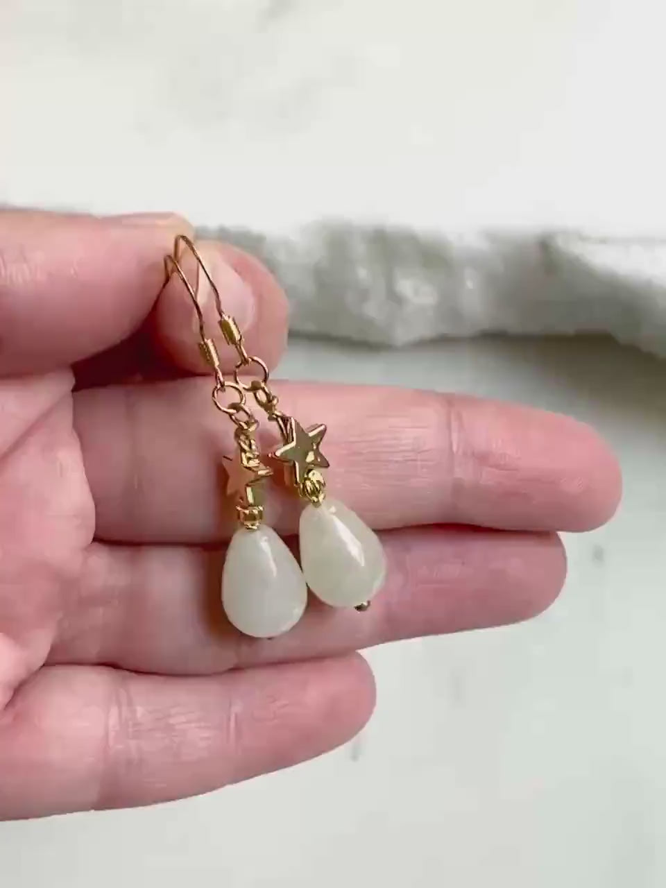 Gold star earrings
