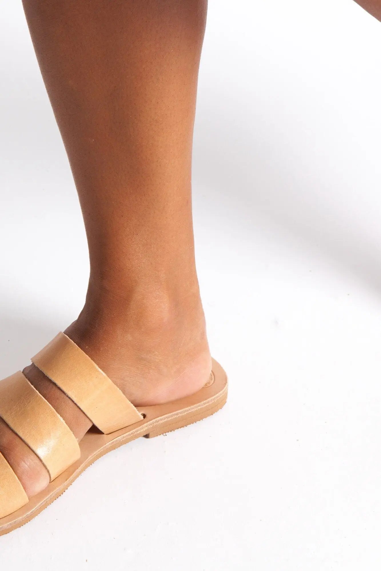SYROS, Greek Leather Sandals, Sandalias Griegas, Griechische Sandalen, Sandales Grecques Plates Cuir, Summer Slippers