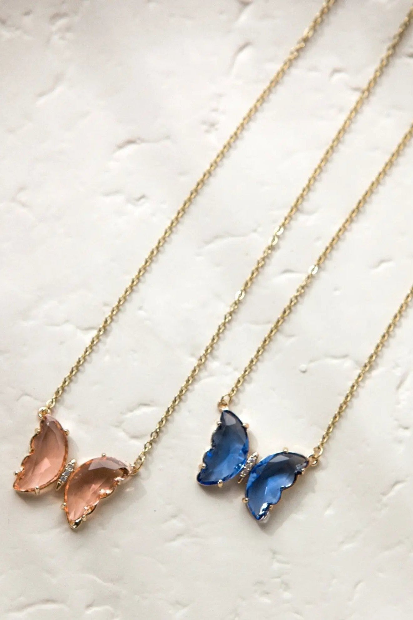 Minimalist dainty chain Necklace with butterfly crystal pendant, Blue crystal Butterfly necklace, Halskette Damen