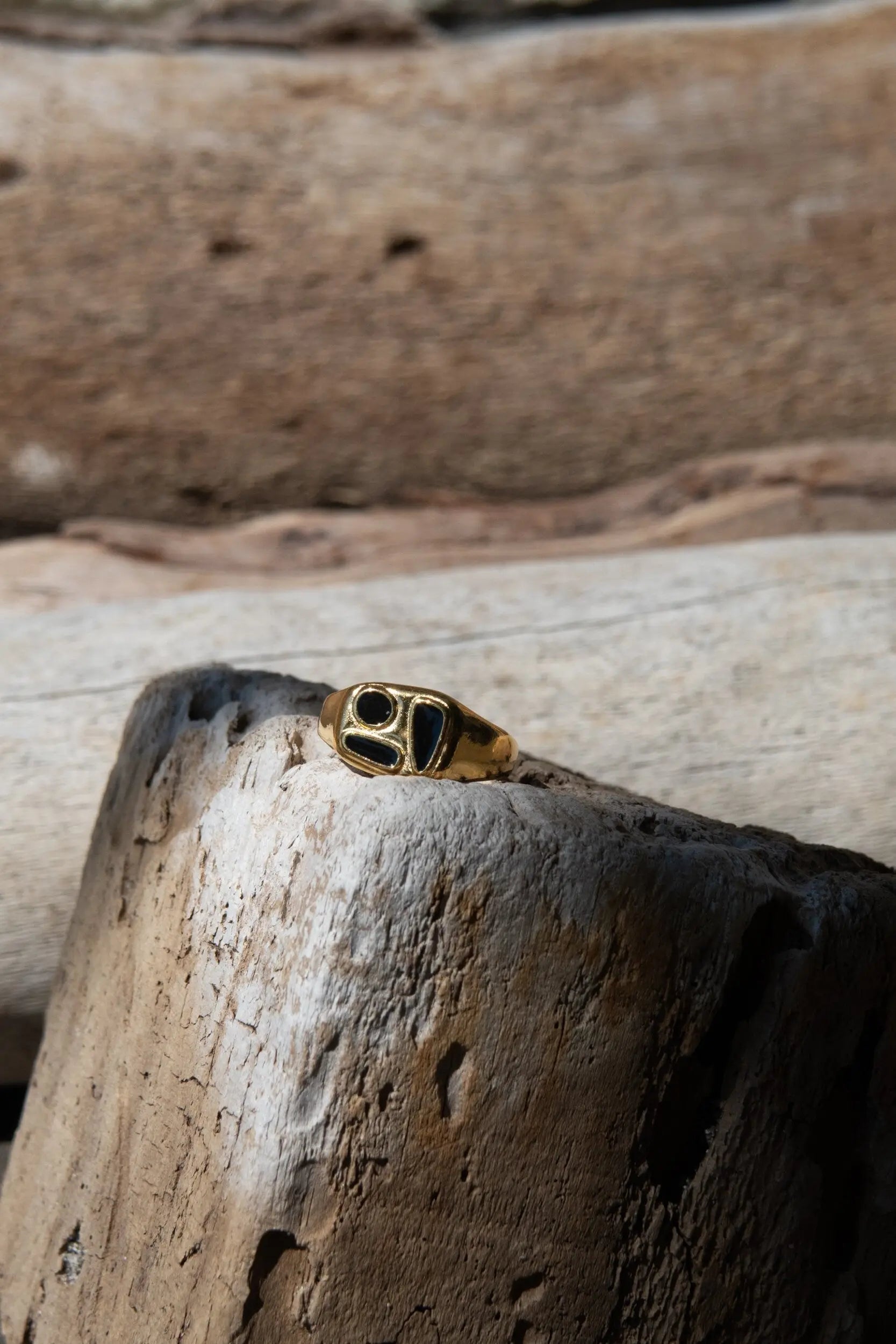 Black Forms Stamp RING