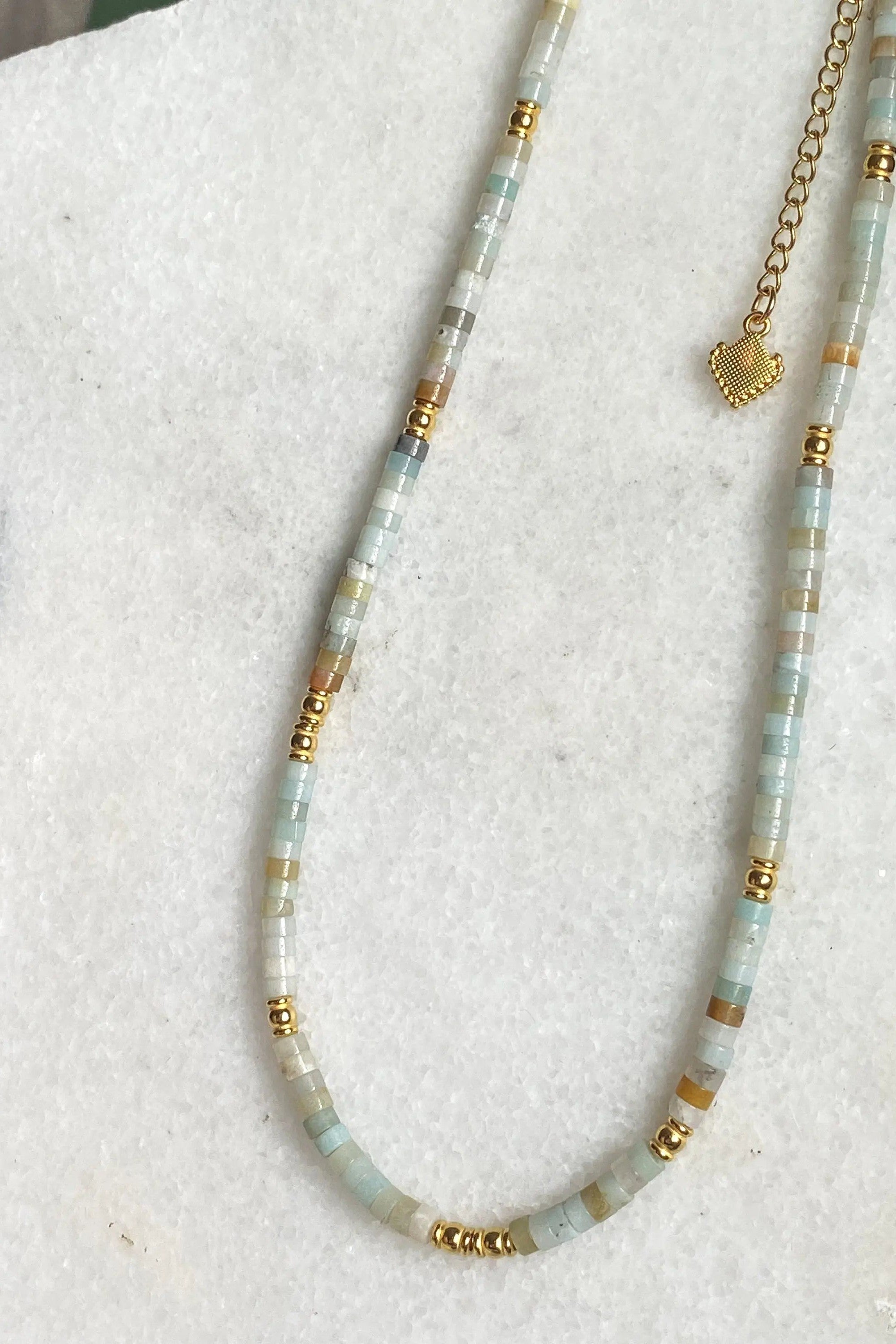 Dainty Aquamarine necklace, Beaded Birthstone Necklace, Bijoux Ethniques, Natural stone Necklace, Collier pierre femme
