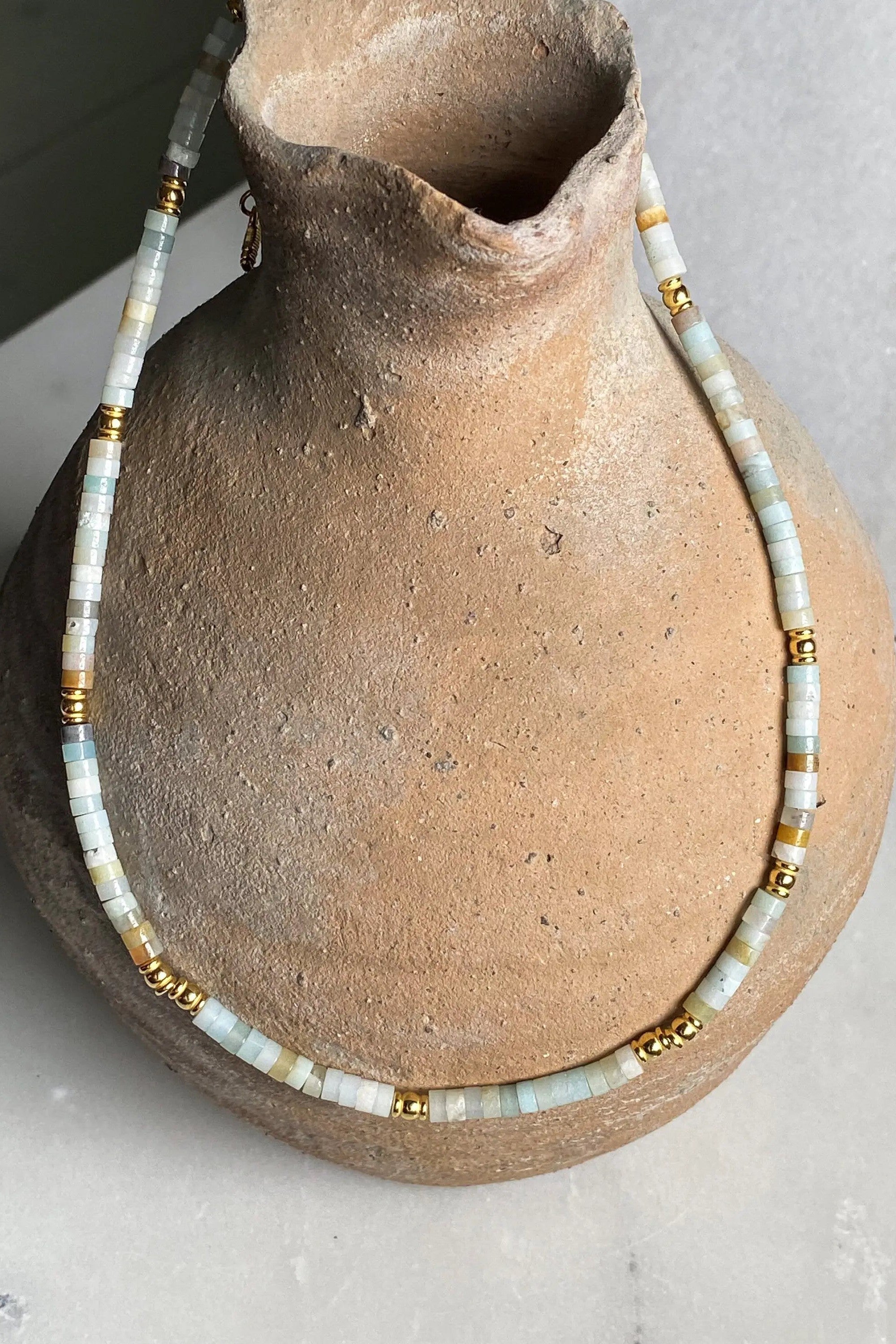 AELIA Heishi necklace, Statement Boho Necklace, Surfer Boho chic choker necklace, Dainty Aquamarine necklace, Collier pierre femme