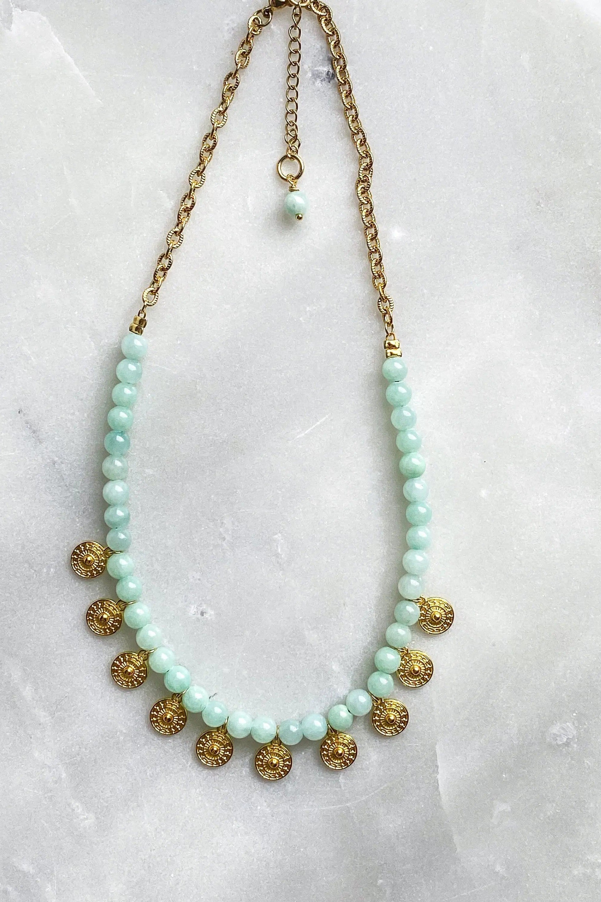 Gold coin Necklace, Light green Jade necklace, Collier femme artisanal, Boho Tribal Necklace, Agate gemstone necklace, Bijoux ethniques