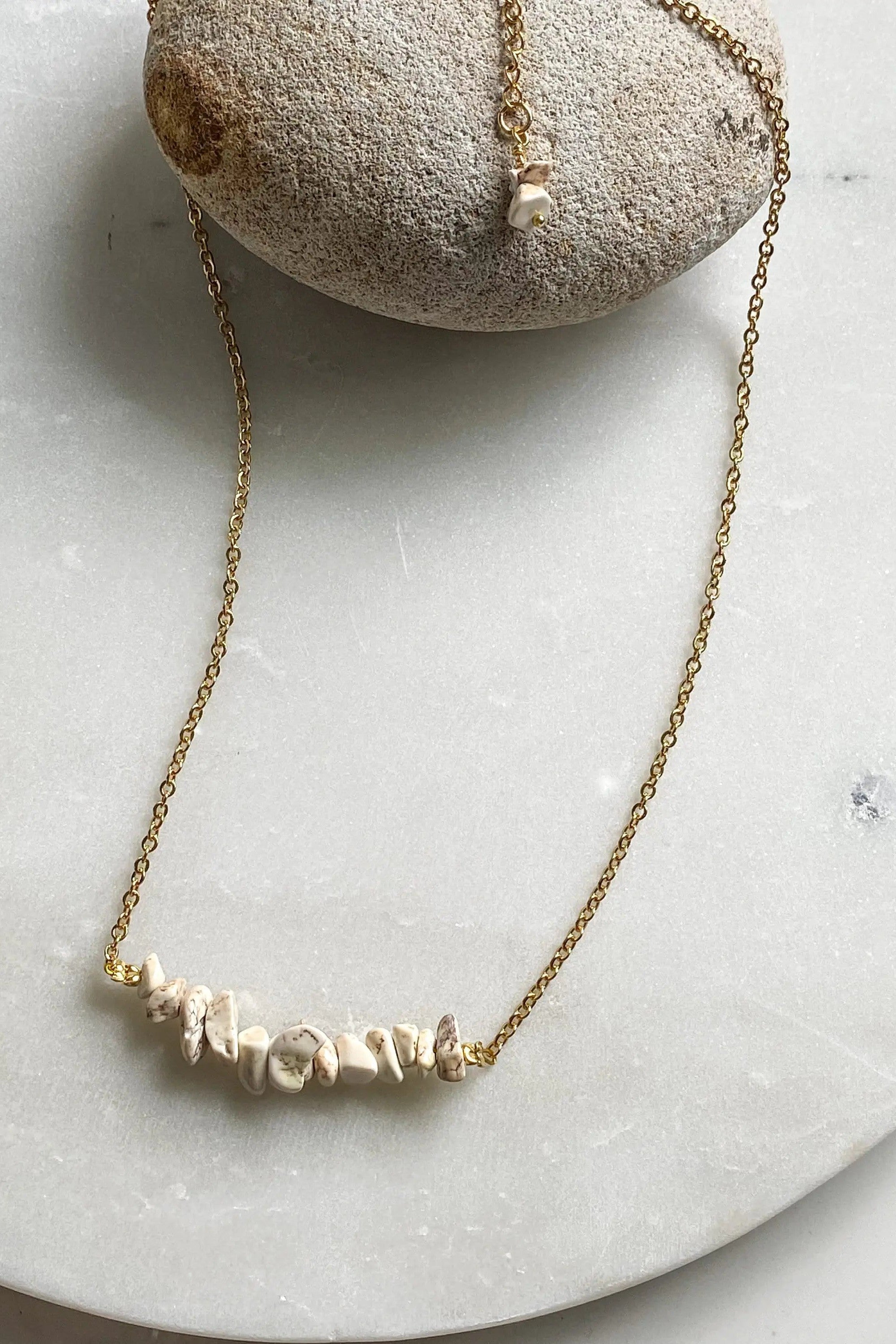 Dainty Crystal Necklace, Jade gemstone necklace, Amethyst gem necklace, Fluorite necklace, Bijoux Ethniques