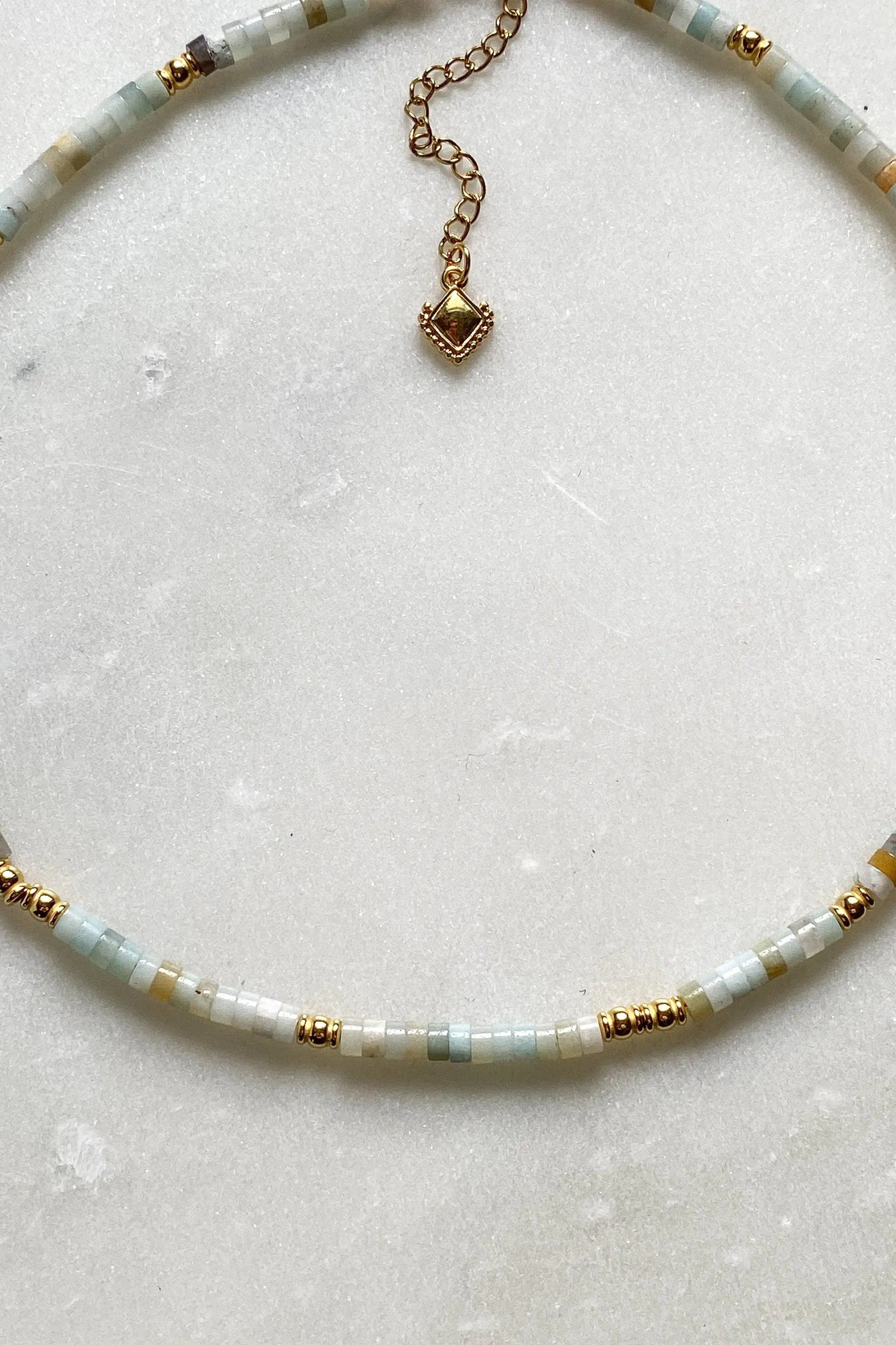Dainty Aquamarine necklace, Beaded Birthstone Necklace, Bijoux Ethniques, Natural stone Necklace, Collier pierre femme