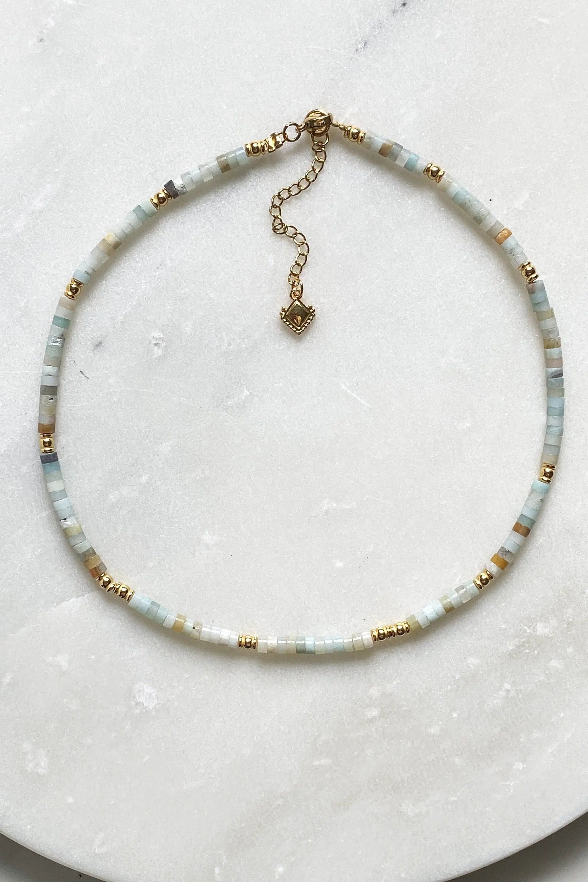 Dainty Aquamarine necklace, Beaded Birthstone Necklace, Bijoux Ethniques, Natural stone Necklace, Collier pierre femme