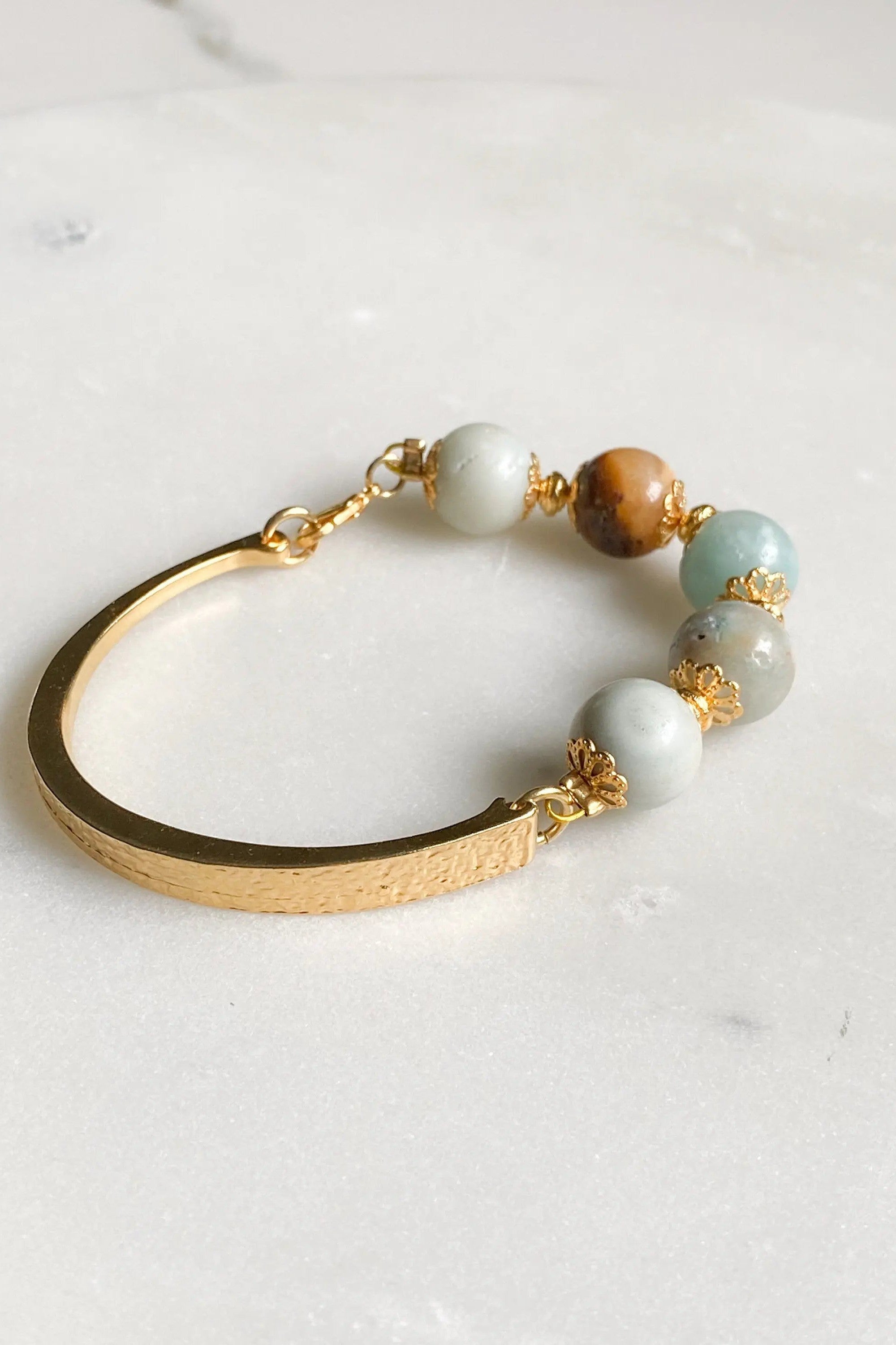 Gold cuff and amazonite beaded bracelet, Healing Crystal Bracelet, Boho gem jewelry, Bracelet femme fait main