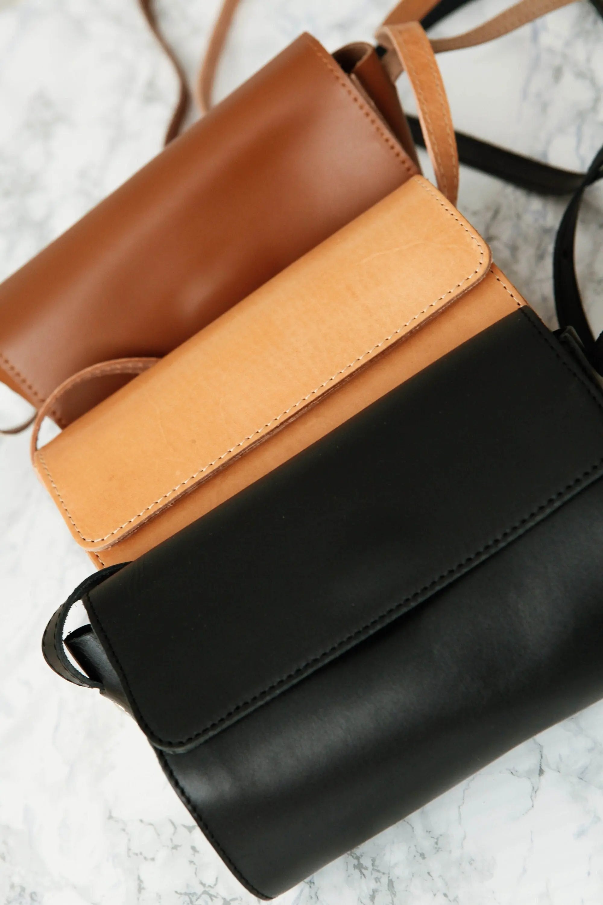 ALIKI Black, Ledertasche damen, Women Black LEATHER Barrel Bag, Cylinder Pouch, Tube Handbag, Handmade Purse