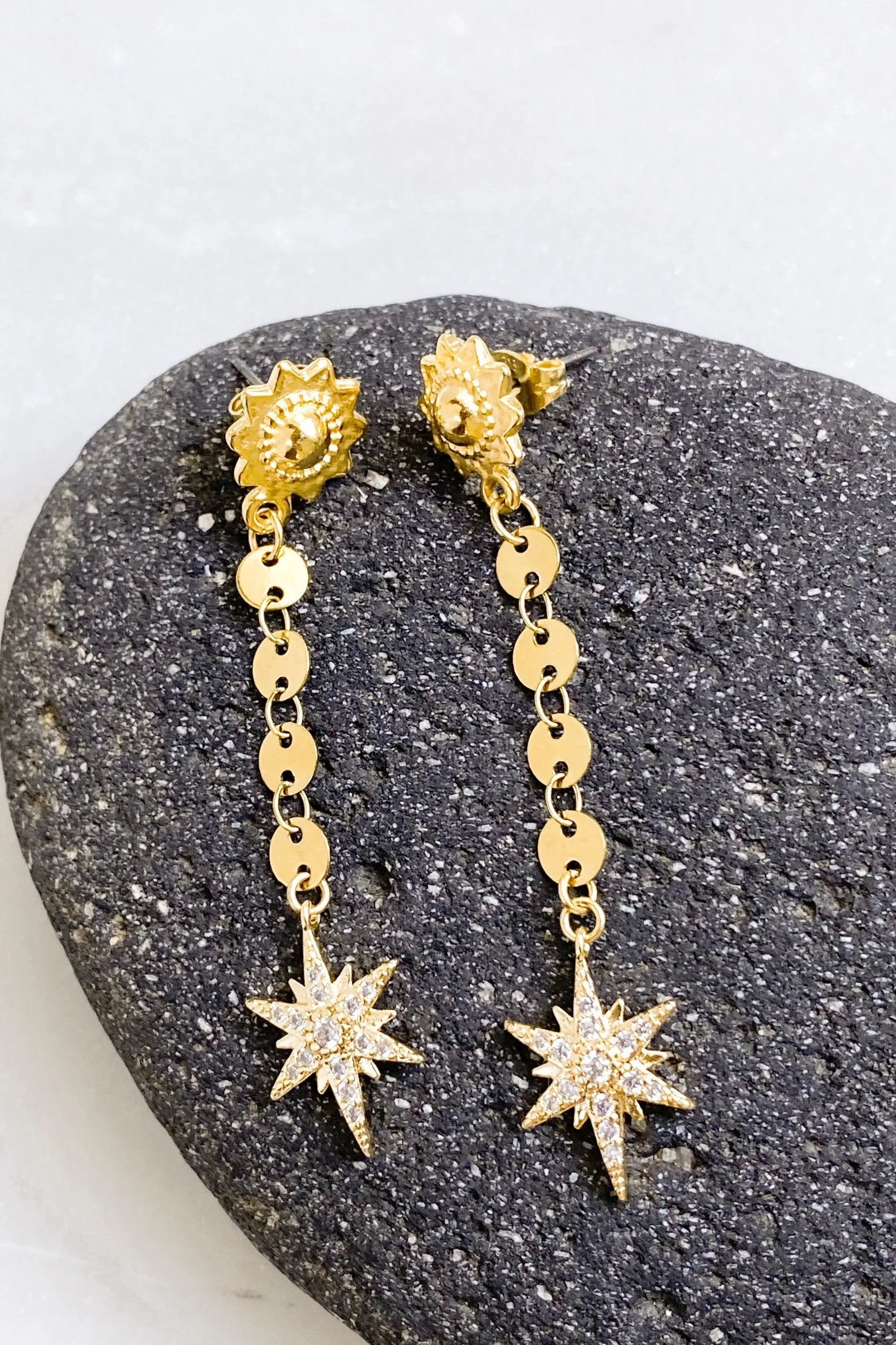 Cz NORTH STAR Chain Earrings, Star Drop Earrings, Starburst Zircon earrings, Long Celestial Earrings, Gold dangle earrings, Gift for her