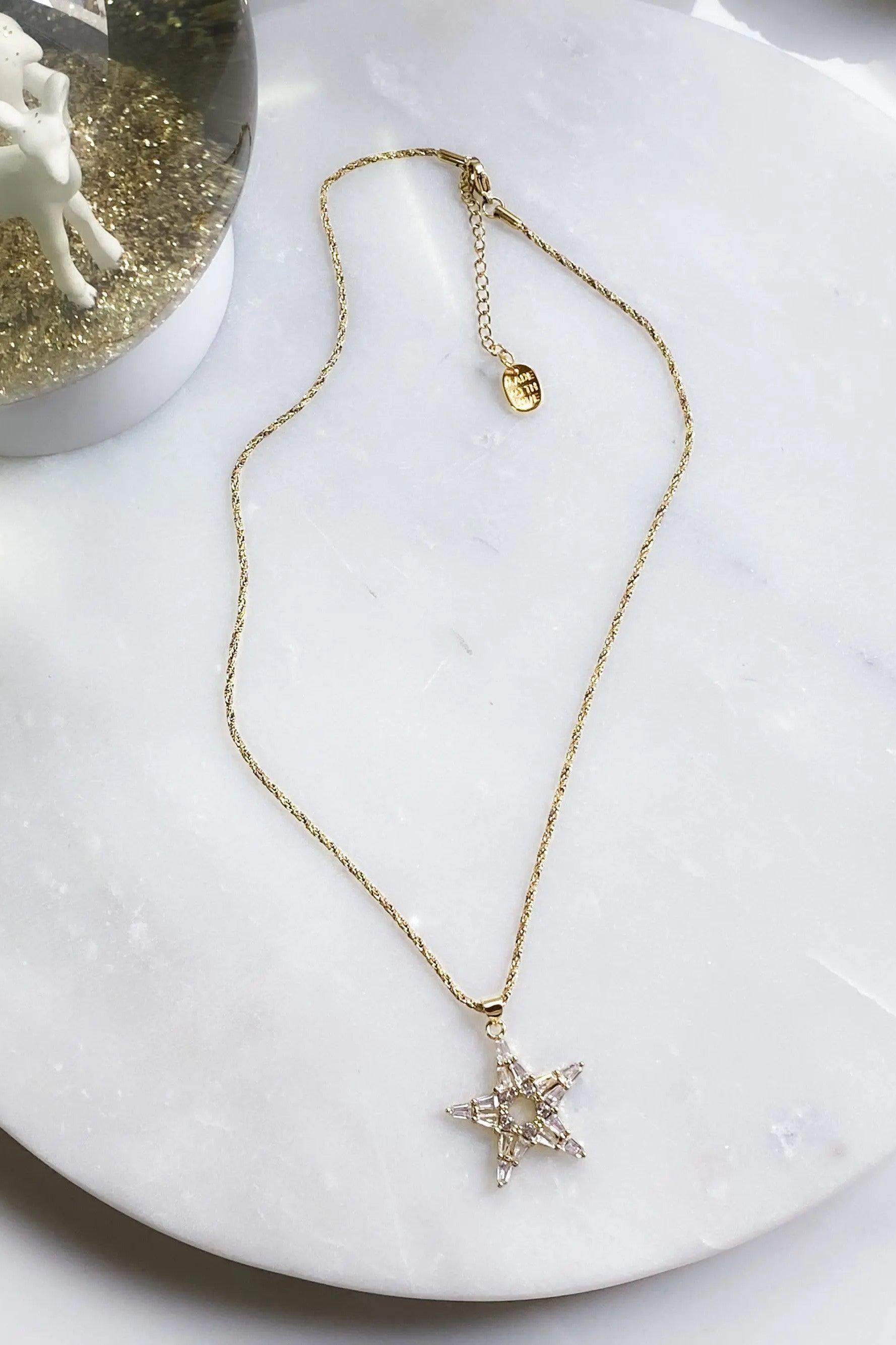 Gold Chain Star pendant necklace, Dainty Gold rope chain, Zircon Star Medallion, Thin chain Necklace with big star charm, Y2K star necklace