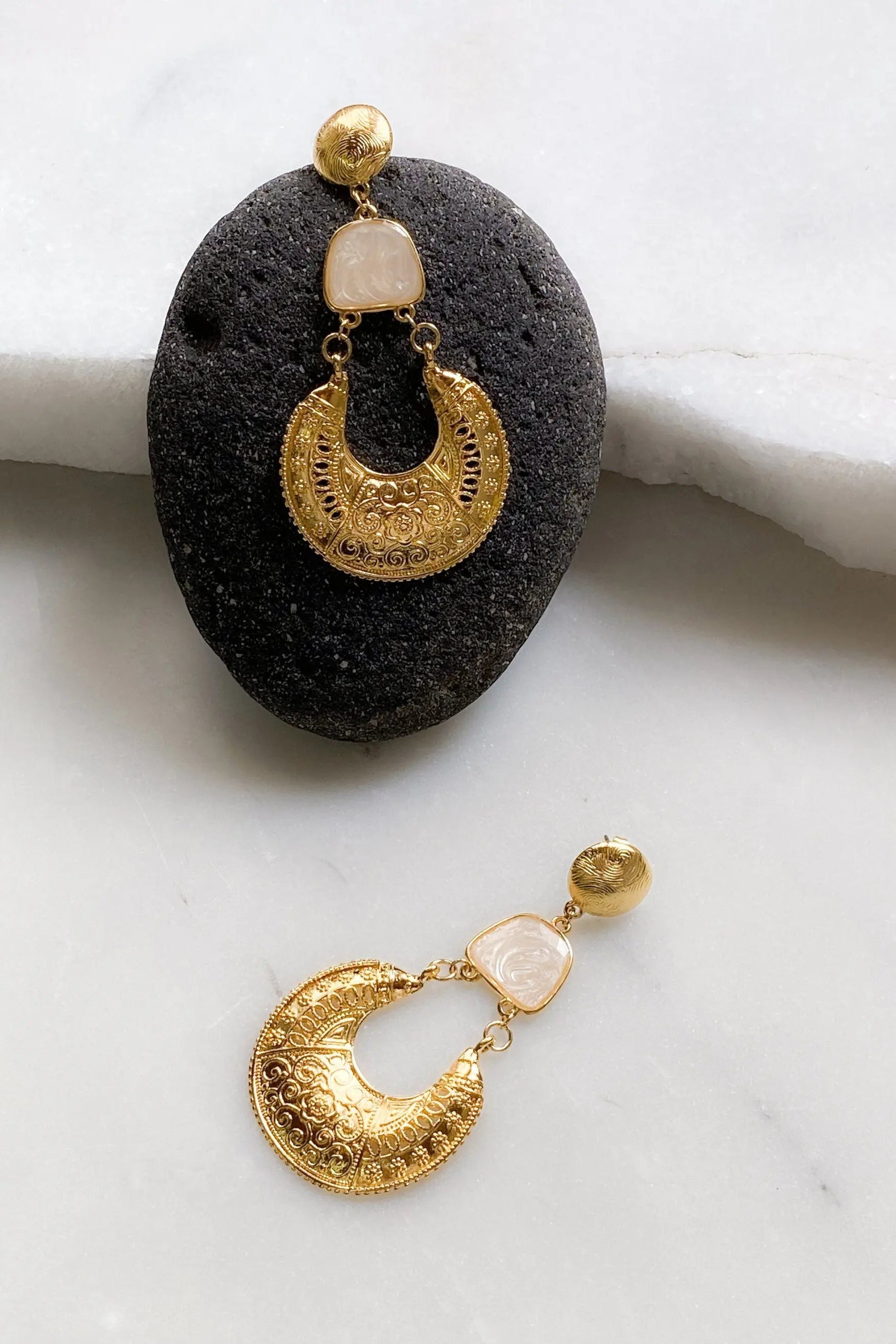 Gold Boho earrings, Oversized gold earrings, Chunky vintage style earrings, Ethnic big earrings, Statement bohemian earrings, Gift for her
