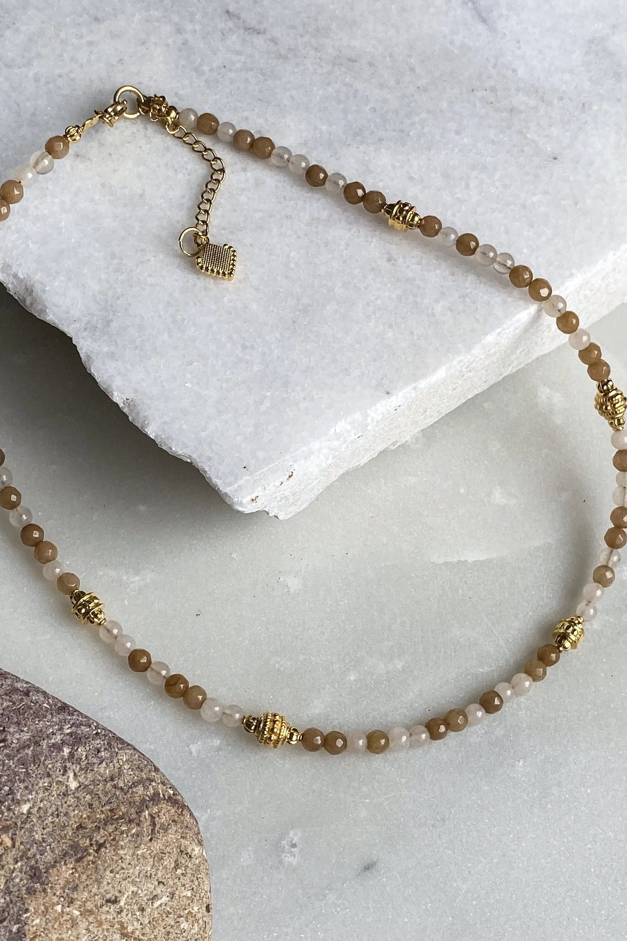 AMALIA Dainty Agate necklace, Heishi necklace, Statement Boho Necklace, Surfer Boho chic choker necklace, Collier pierre femme, Gift for her