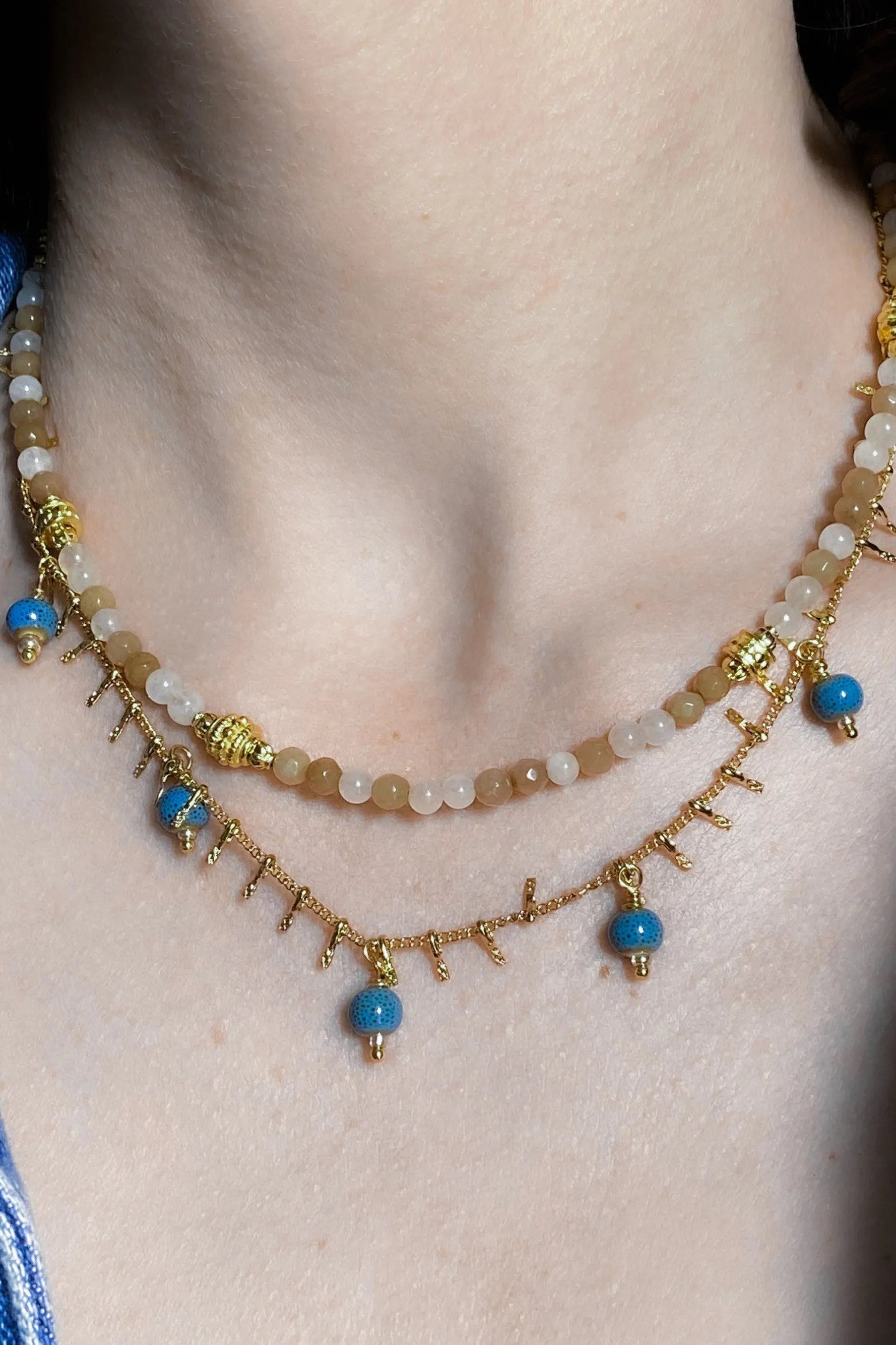 AMALIA Brown Heishi necklace, Agate Beaded Necklace, Boho chic Necklace, Surfer choker, Beige Dainty Necklace, Gift for her