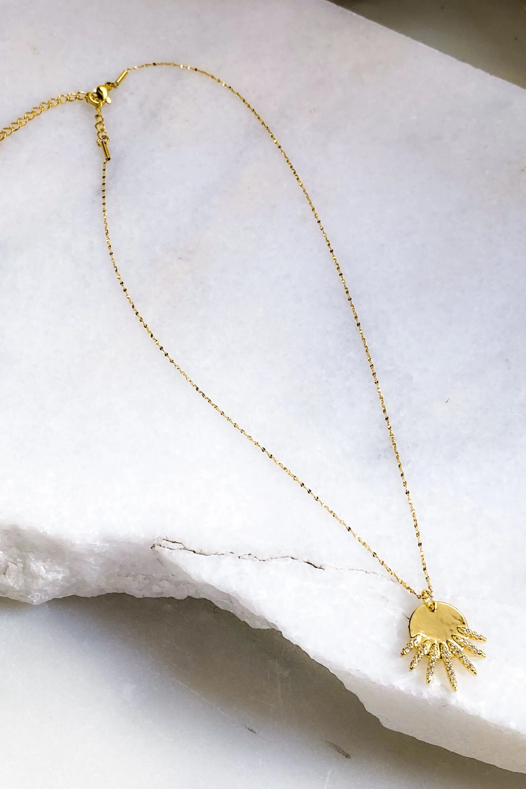 Gold Sunburst necklace, Dainty Sunshine necklace, Zircon Sun Medallion, Thin chain Necklace, Sun rays charm, Minimalist Sun Necklace