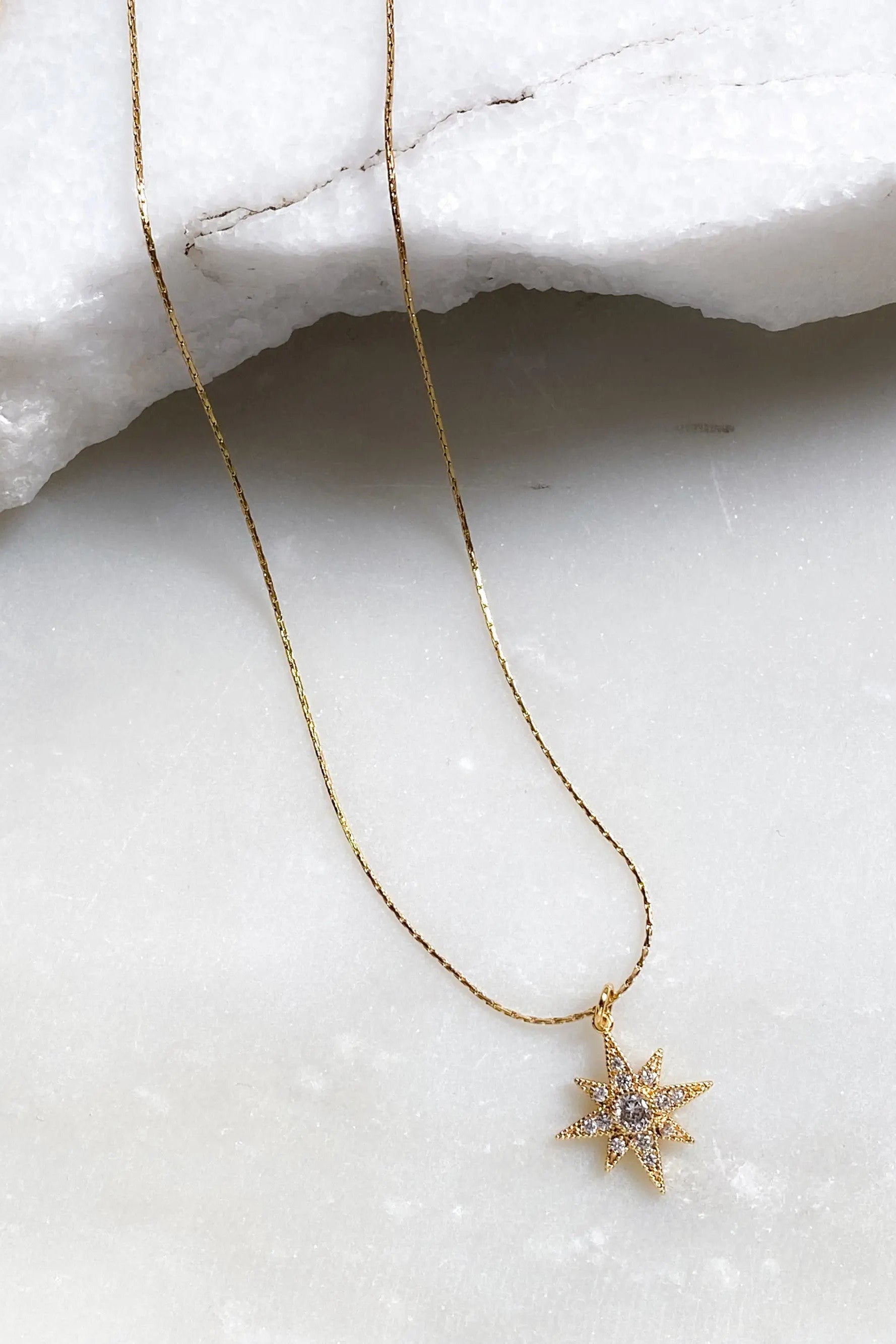 Gold north star necklace, Dainty star necklace, Zircon star Necklace, Thin chain star Necklace, Star charm pendant, Minimalist star Necklace