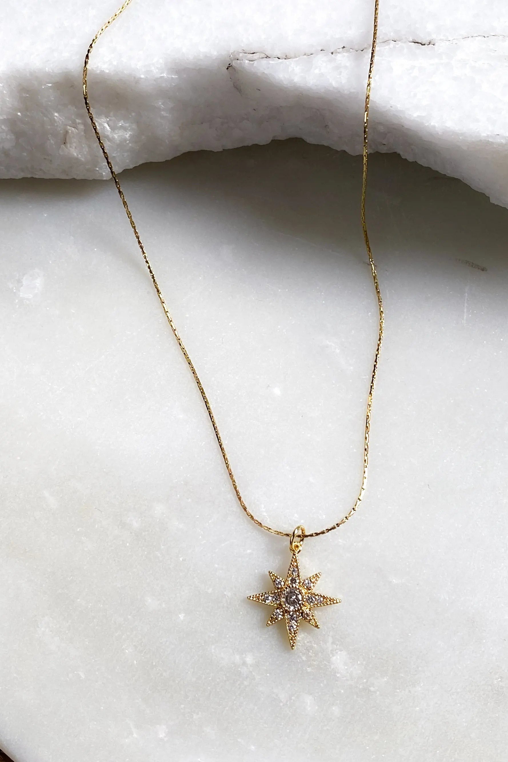 Gold north star necklace, Dainty star necklace, Zircon star Necklace, Thin chain star Necklace, Star charm pendant, Minimalist star Necklace