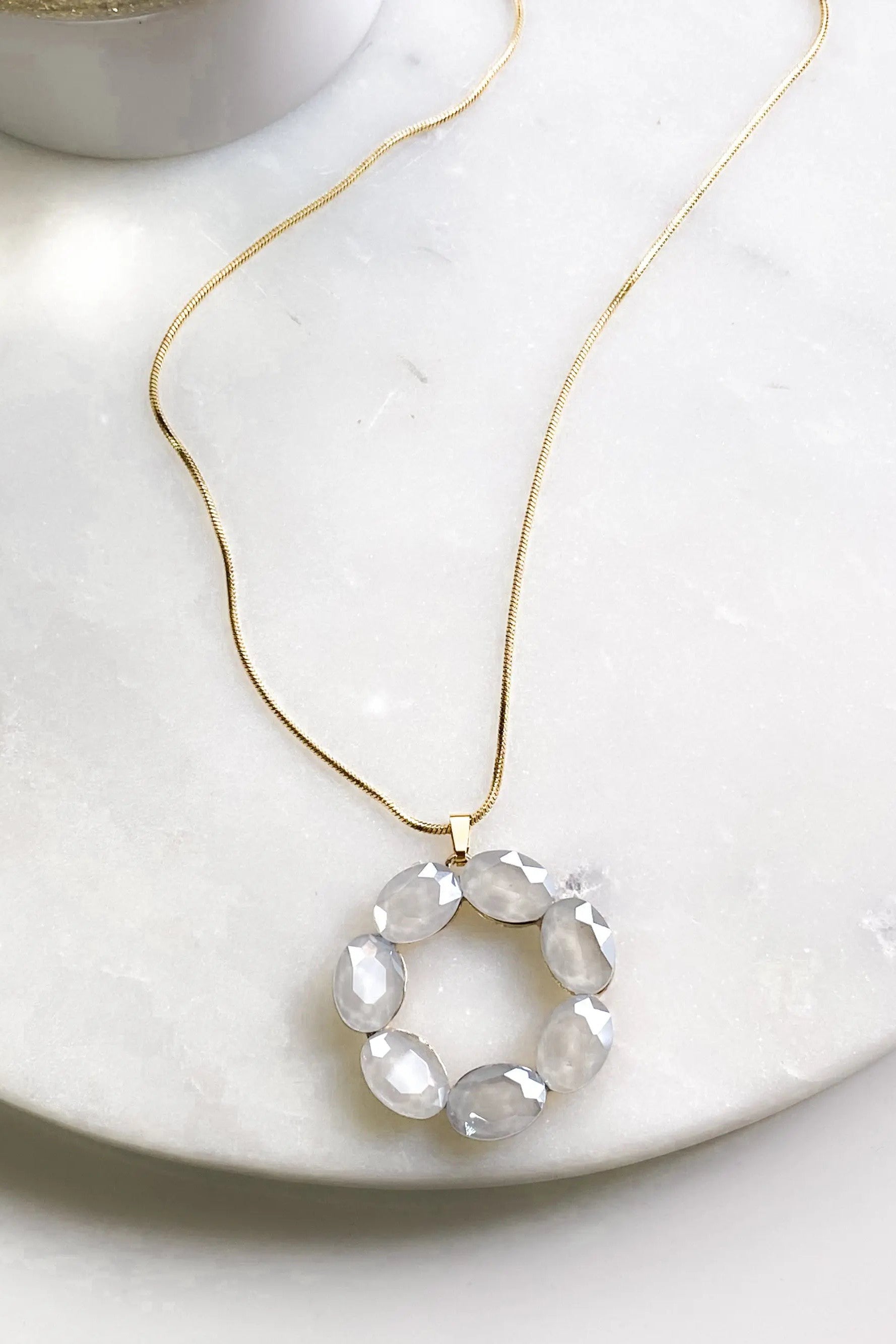 Big circle pendant necklace, Crystal Round pendant, Flower necklace, Large circle gold Chain Necklace, Long chain necklace, Mum gift