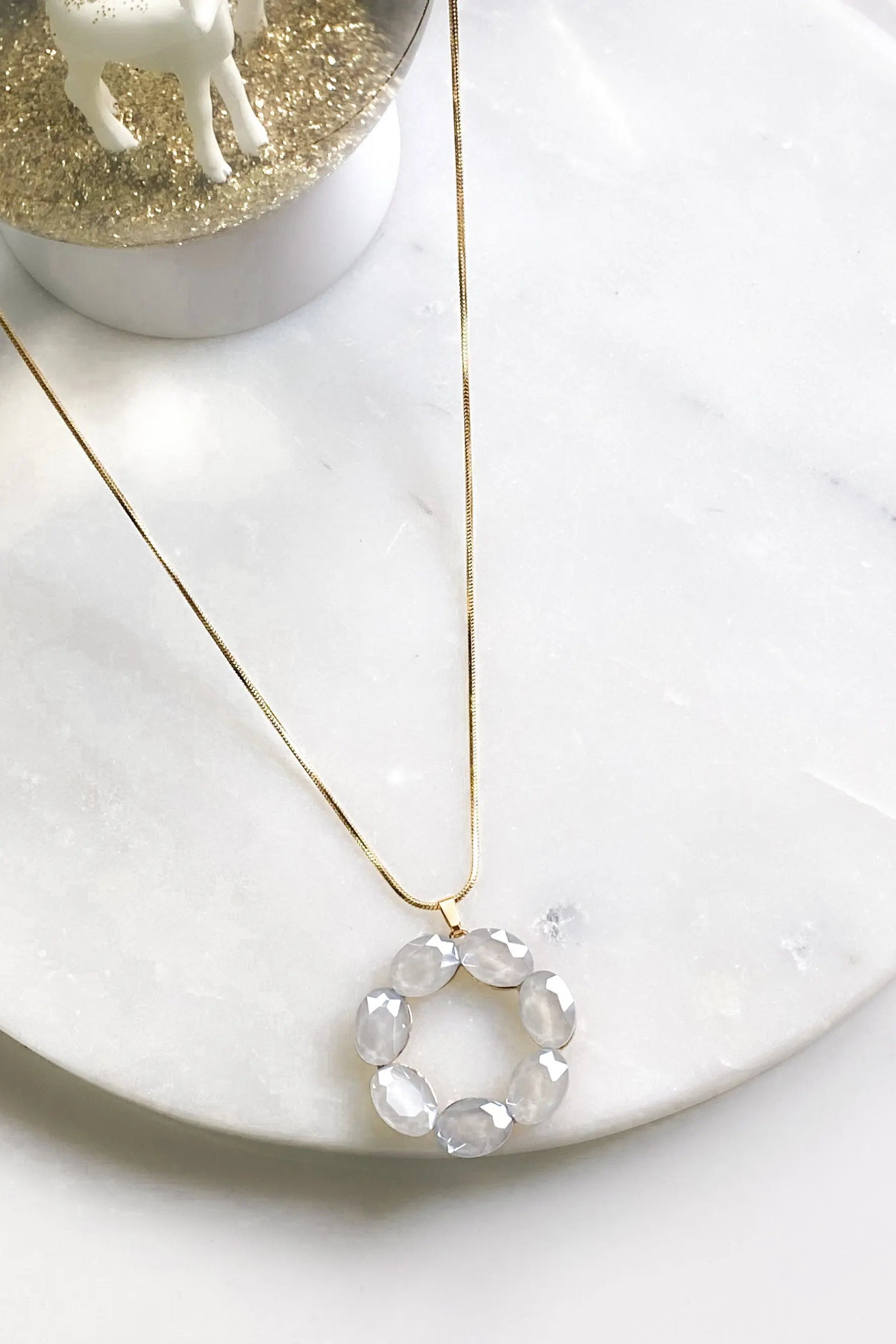 Big circle pendant necklace, Crystal Round pendant, Flower necklace, Large circle gold Chain Necklace, Long chain necklace, Mum gift