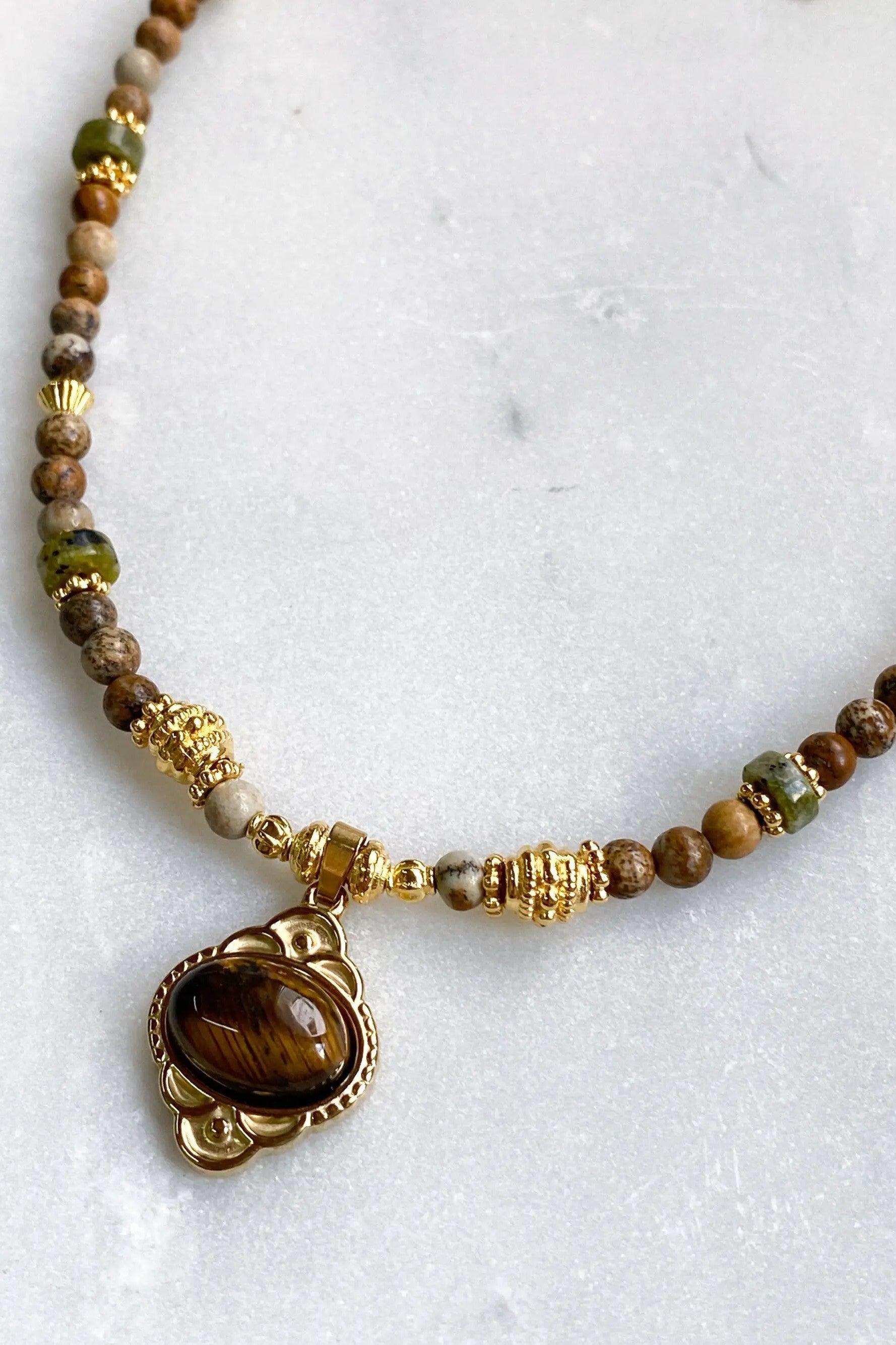 Heishi Necklace Jasper Bead Necklace Statement Boho Necklace Surfer Choker Green Agate Charm Necklace