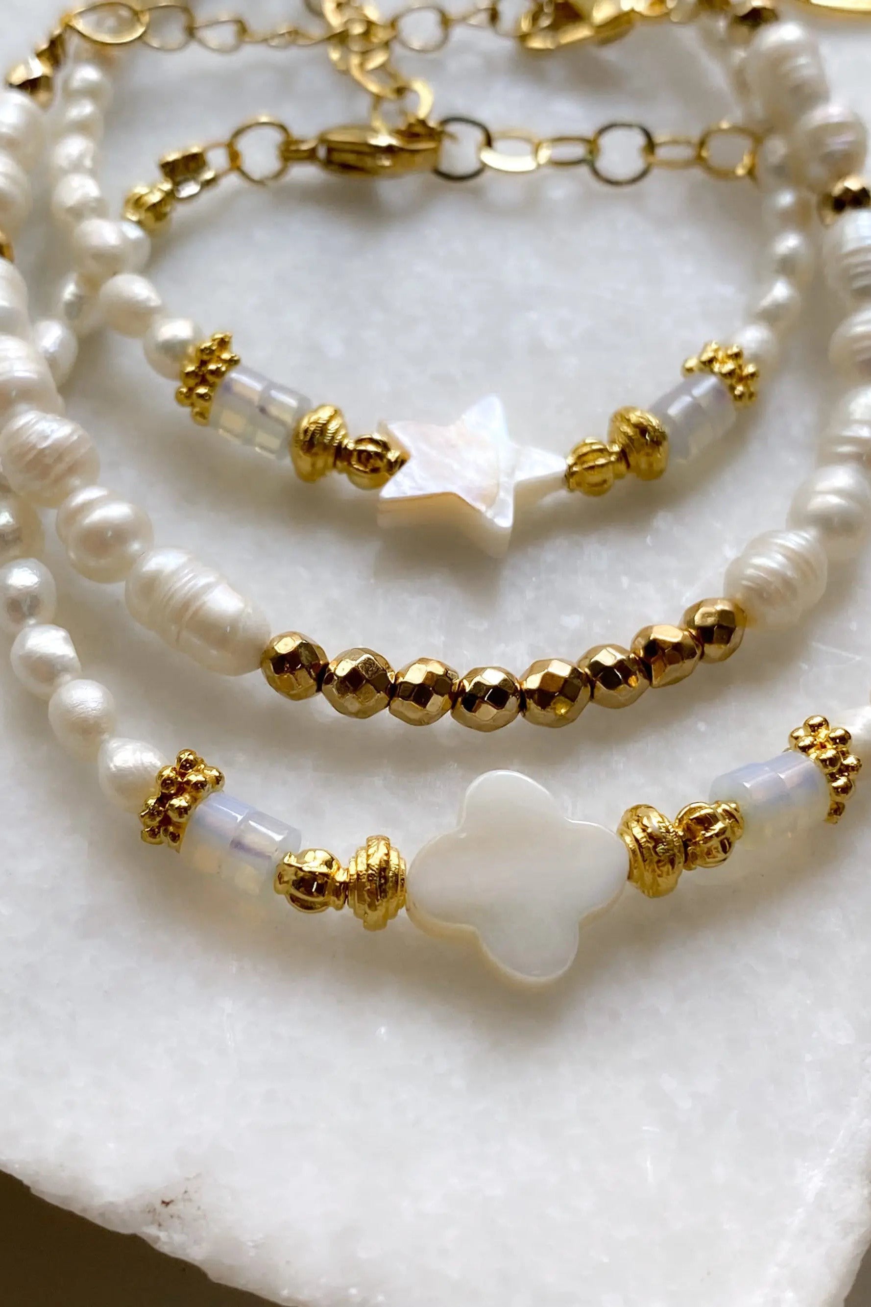 Dainty Pearl Bracelet Star Gold Bracelet Heishi Gems Beaded Bracelet Boho Chic Bracelet for Woman Gift for Her, NARE