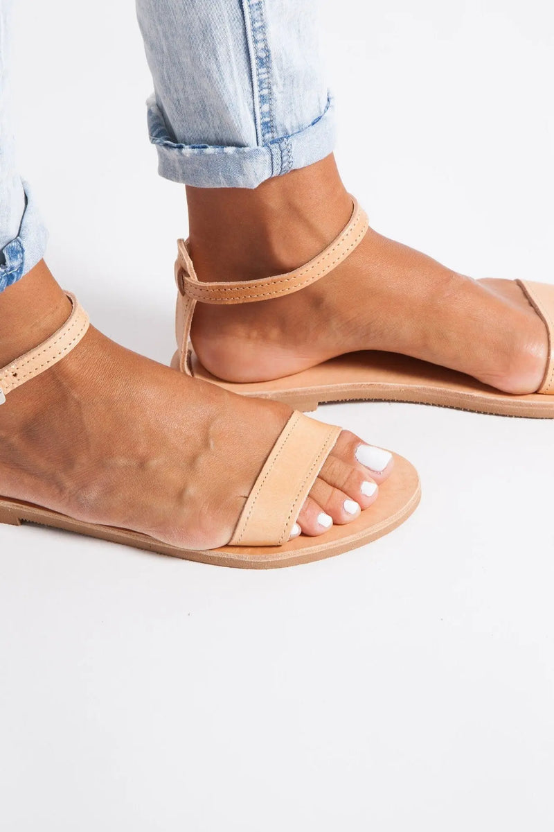 ELIA, Ancle strap Sandals, Greek leather sandals, Sandales grecques, Griechische Sandalen, Sandales plates en cuir, Flat Grecian sandals