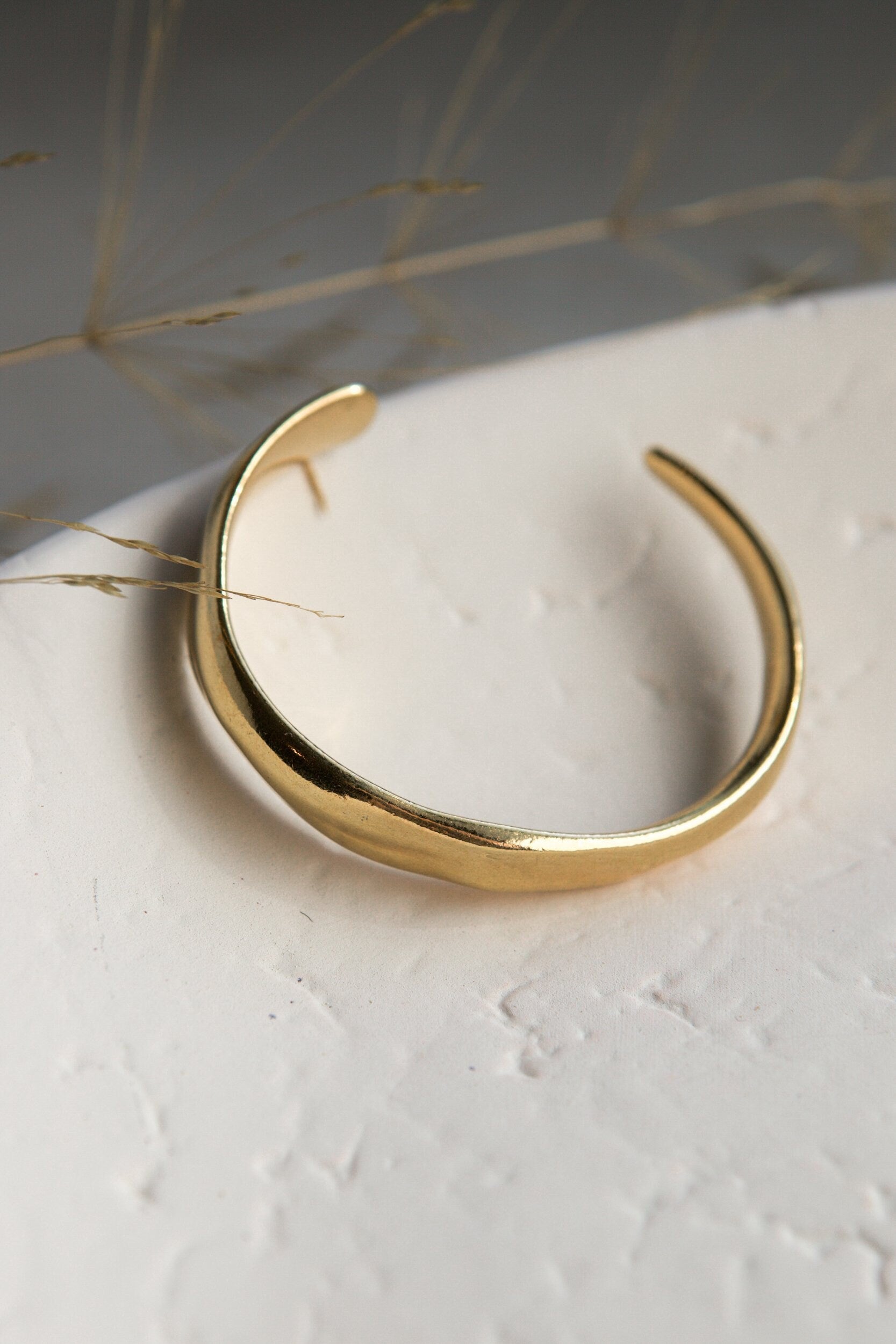 Thick unisex Silver Bracelet, Chunky bold bracelet, Minimal Bangle Cuff bracelet, Statement Organic jewelry, Unisex Gift, OLIVIA