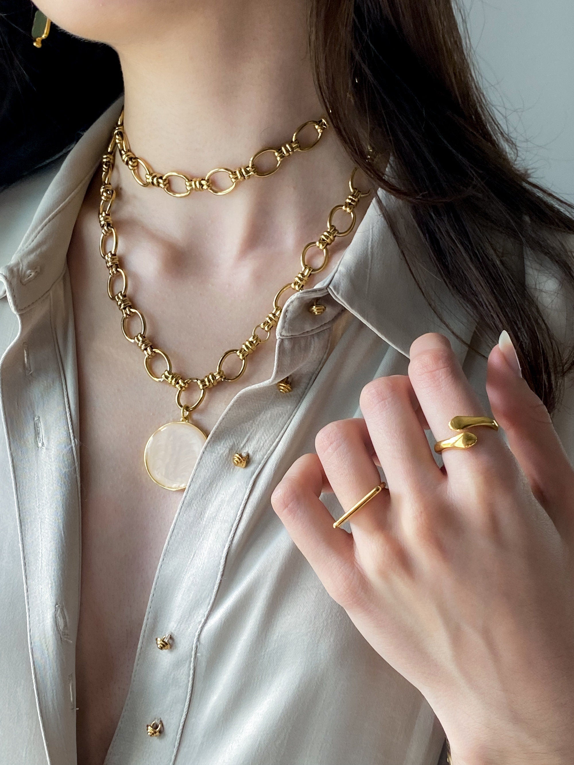 Chunky Chain Necklace with Big Round Charm, White Coin Pendant Necklace, Gold Chain necklace, Anniversary Gift for Her, CYBELIA