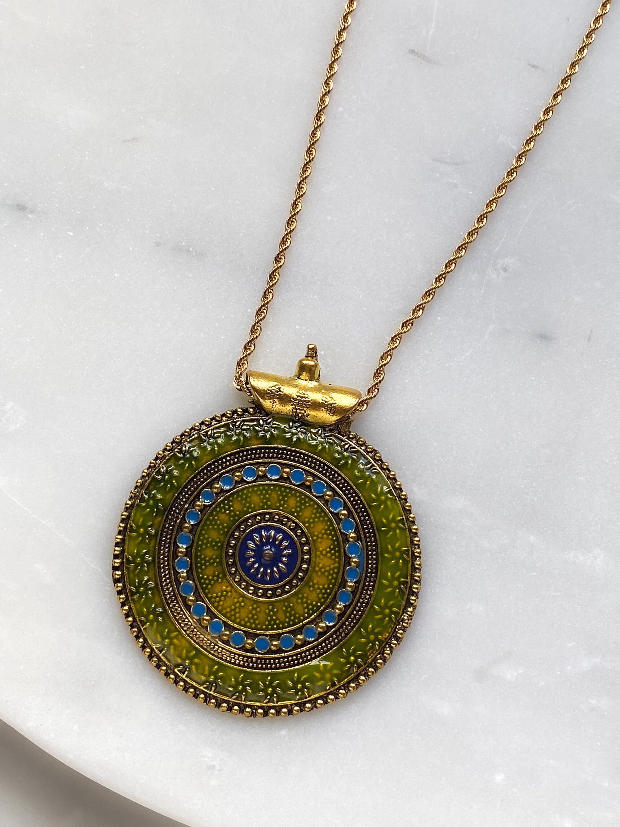 Anniversary Gift Wife Oversized Boho Chic Necklace Chunky Gold Chain Necklace Big Round Charm Pendant Statement Necklace FAÏZA