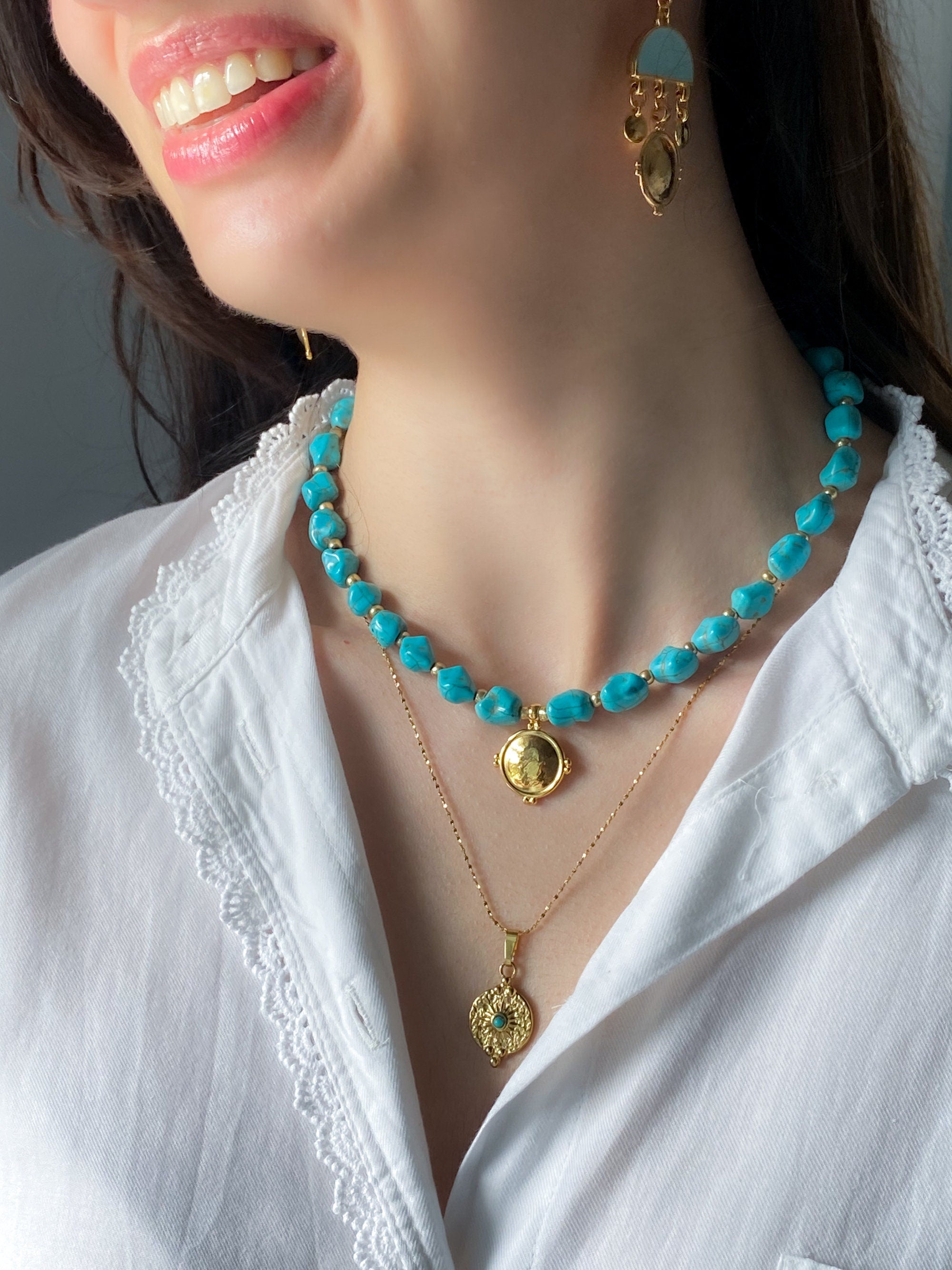 Ancient Style pendant necklace, Turquoise stone Charm Necklace, Dainty Gold chain Necklace, Vintage style necklace, Gift for Mum, ISOLDE