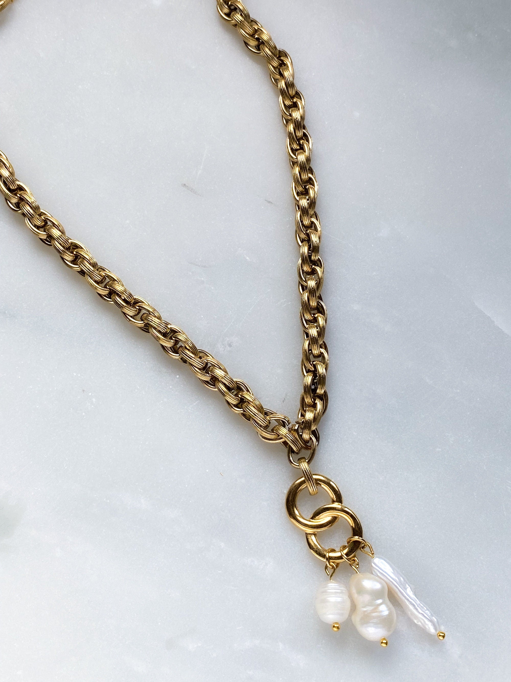 Pearl Necklace Pearl Charm Gold Chain Necklace Baroque Pearl Boho Bridal Necklace Wedding Anniversary Gift, Perlen Kettenhalskette, LEFKI