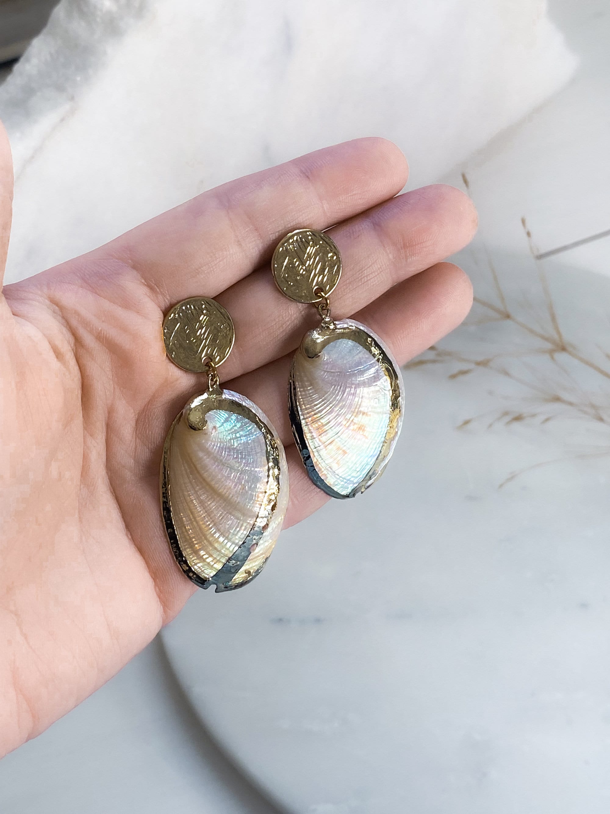 Siren core Aesthetic Jewelry, Natural Sea Shell Gold stud Earrings, Summer Festive Earrings, Little Mermaids Jewelry, Gift for Her, CIAN