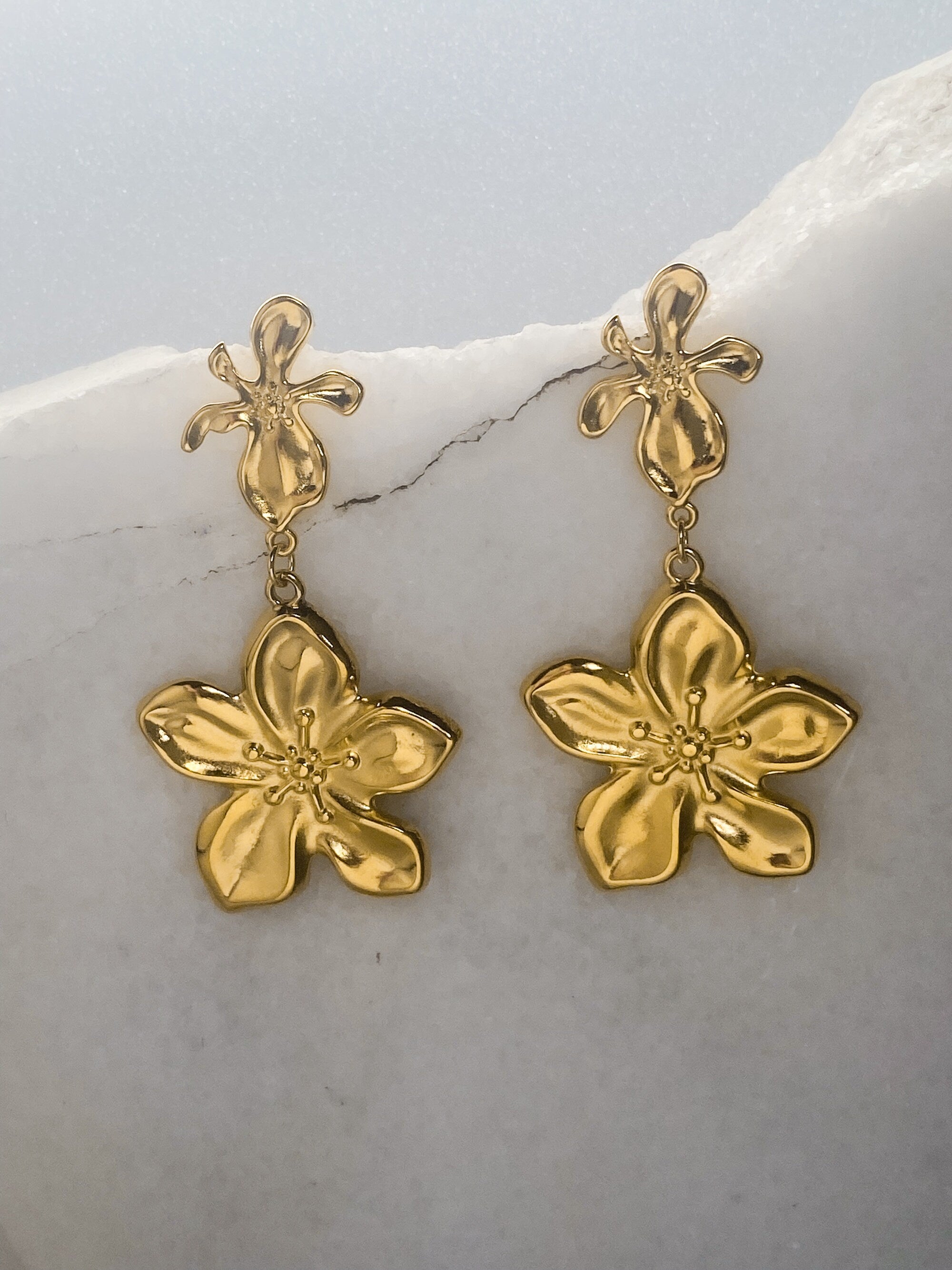 Oversize flower earrings, Statement drop earrings, Y2k aesthetic 90s jewelry, Handmade goldplated flower studs, Birthday gift for her,JASMIN