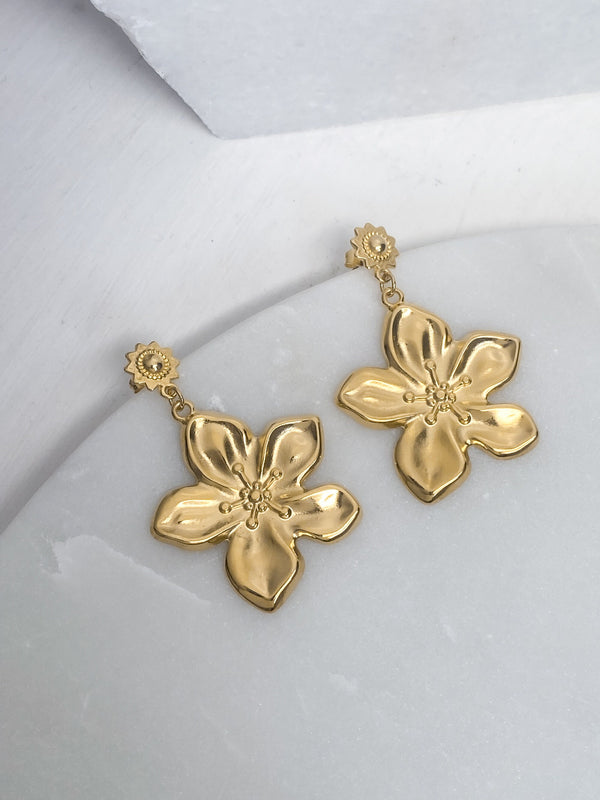 Oversize gold flower earrings, Statement Y2K earrings, 90s jewelry, Handmade gold plated flower studs, Party earrings, Gift for her, ARIADNE