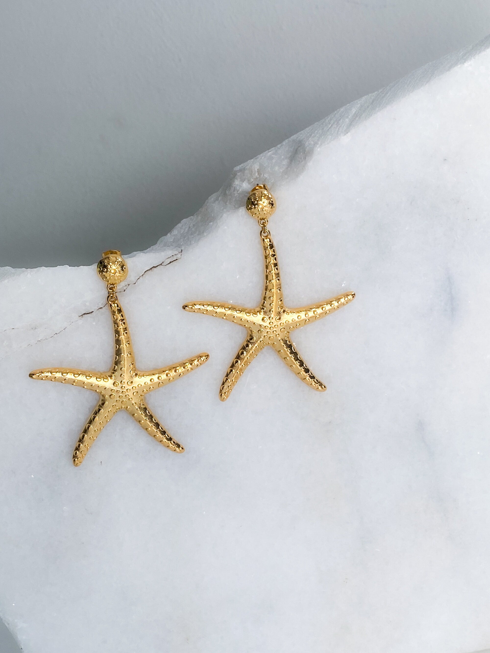 Oversize Mermaidcore Earrings, Chunky Gold Starfish Earrings, Siren Core Aesthetic Jewelry, Huge Summer Earrings, Gift for Her, ATLAS