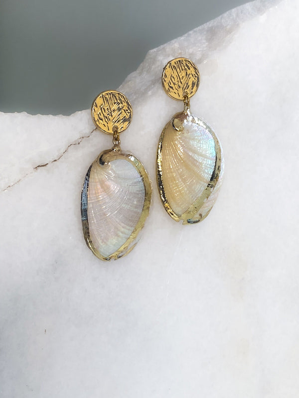 Siren core Aesthetic Jewelry, Natural Sea Shell Gold stud Earrings, Summer Festive Earrings, Little Mermaids Jewelry, Gift for Her, CIAN