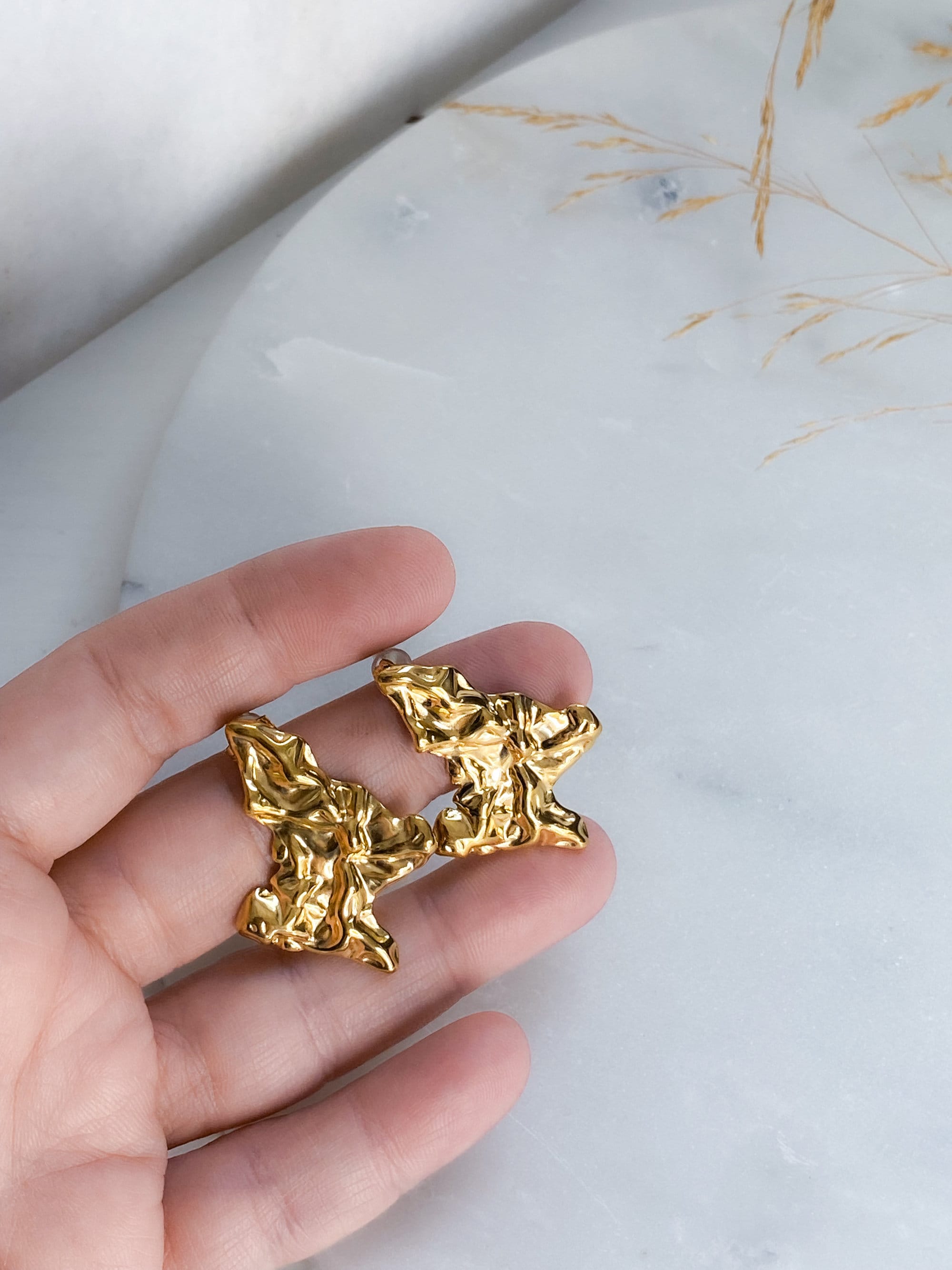 90s gold stud earrings, Organic shape hammered earrings, Y2k aesthetic jewelry, Big abstract earrings, Birthday gift, Gift for mum, BRONTE