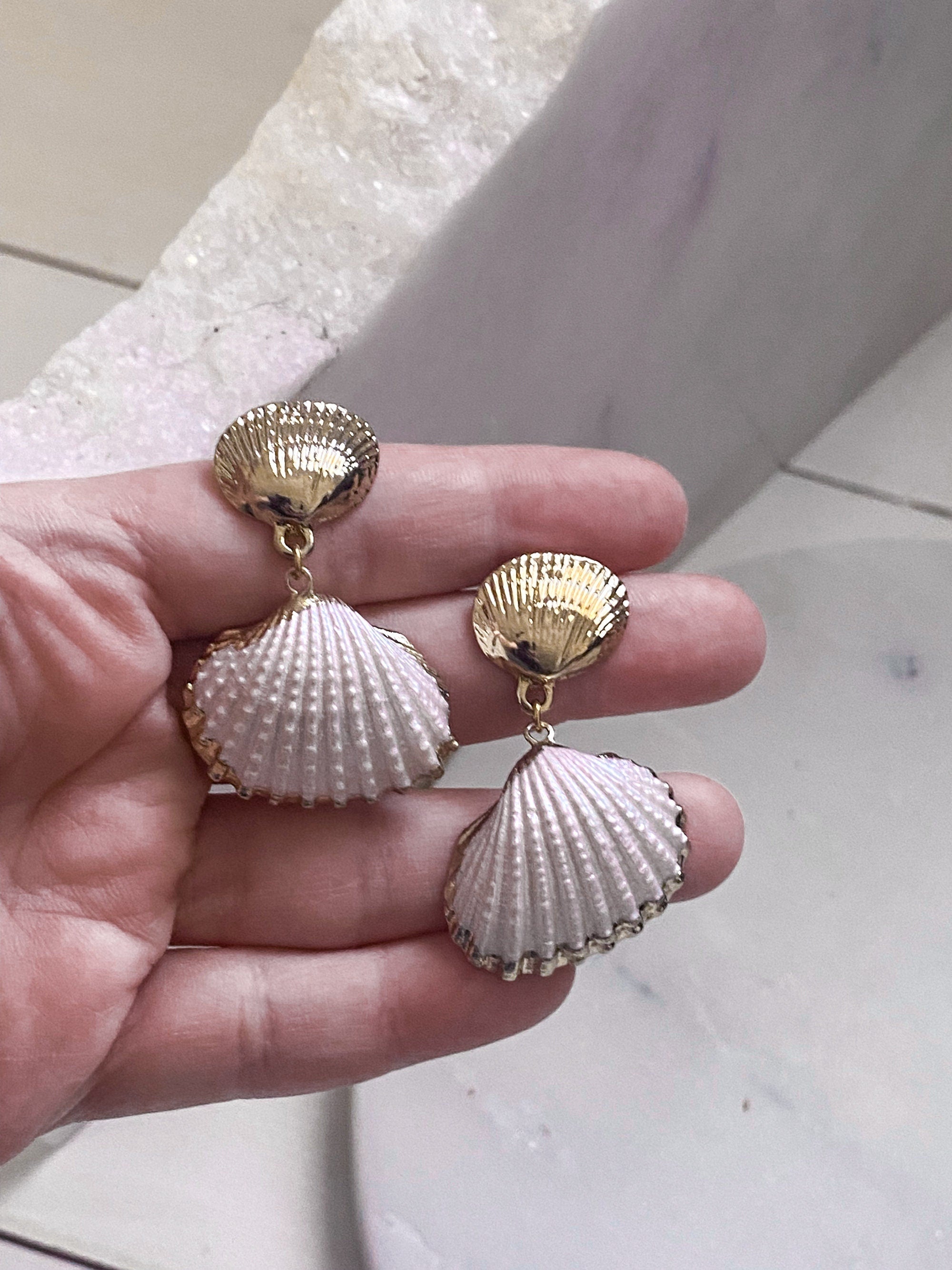 Natural sea shell earrings, Summer Little Mermaid Jewelry, Clam gold stud earrings, Siren core Aesthetic Jewelry, Mum Gift, PERSEPHONE