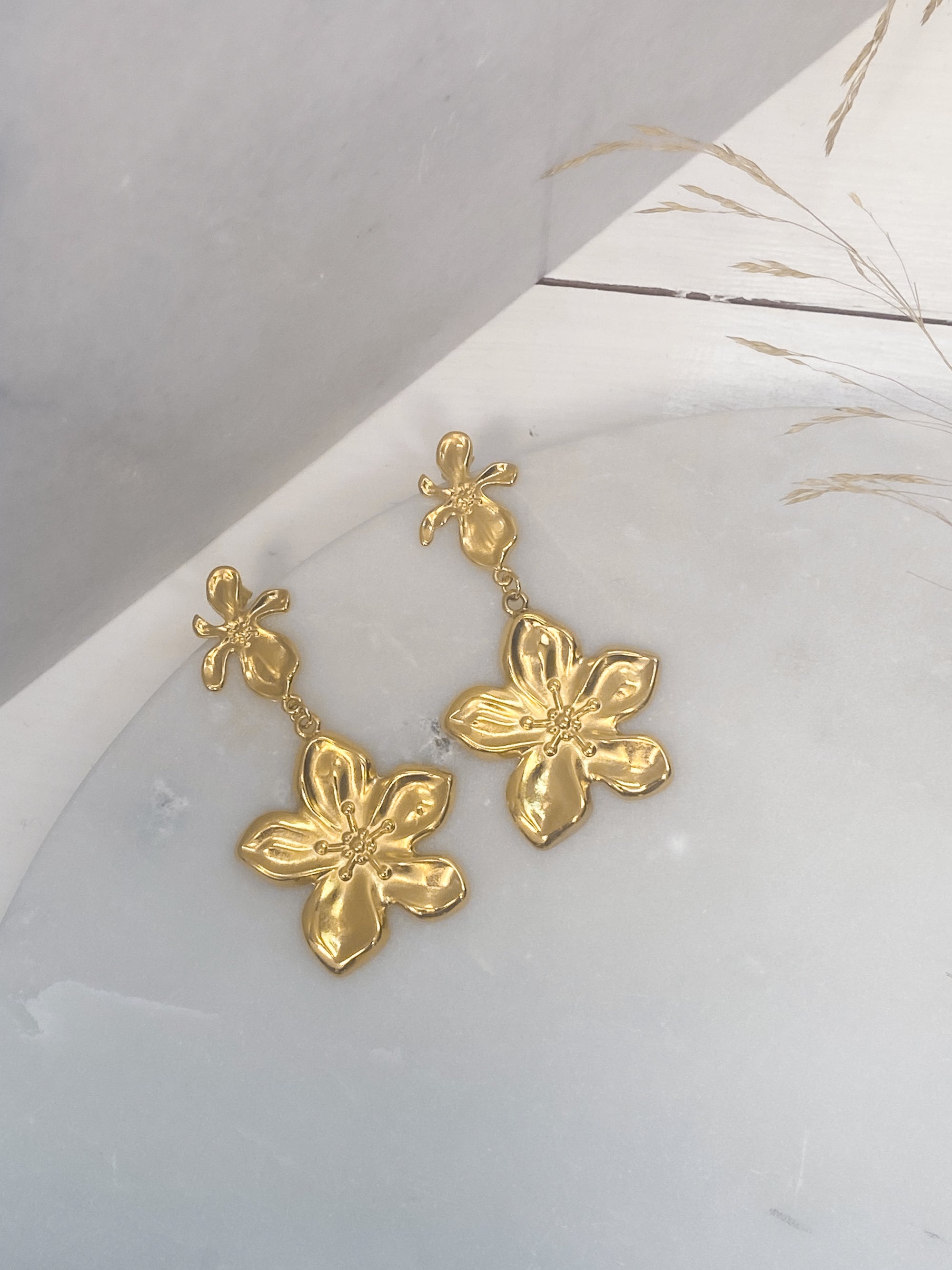 Oversize flower earrings, Statement drop earrings, Y2k aesthetic 90s jewelry, Handmade goldplated flower studs, Birthday gift for her,JASMIN